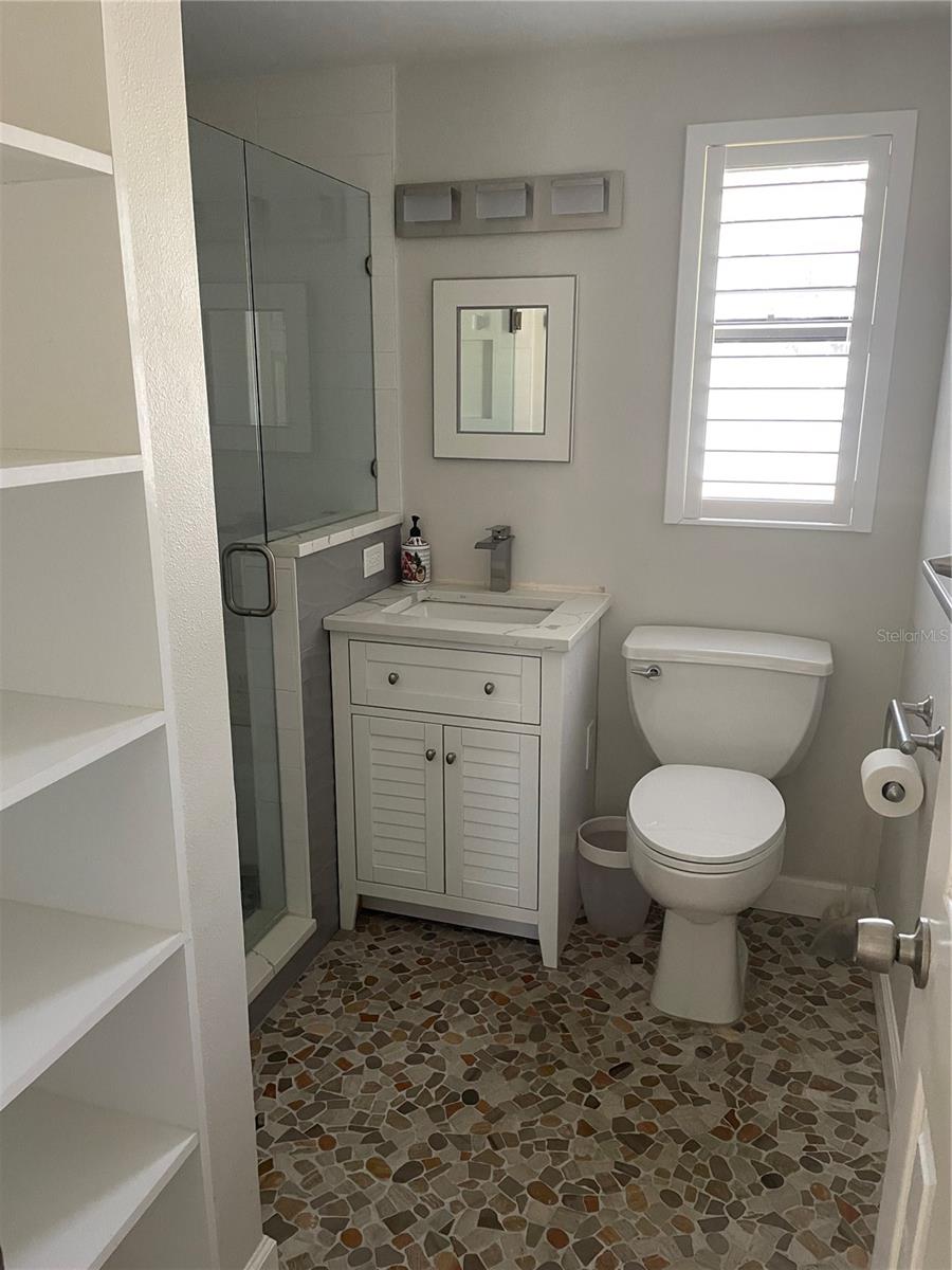 2015 BAYSHORE GARDENS PKWY, BRADENTON, FL, 34207