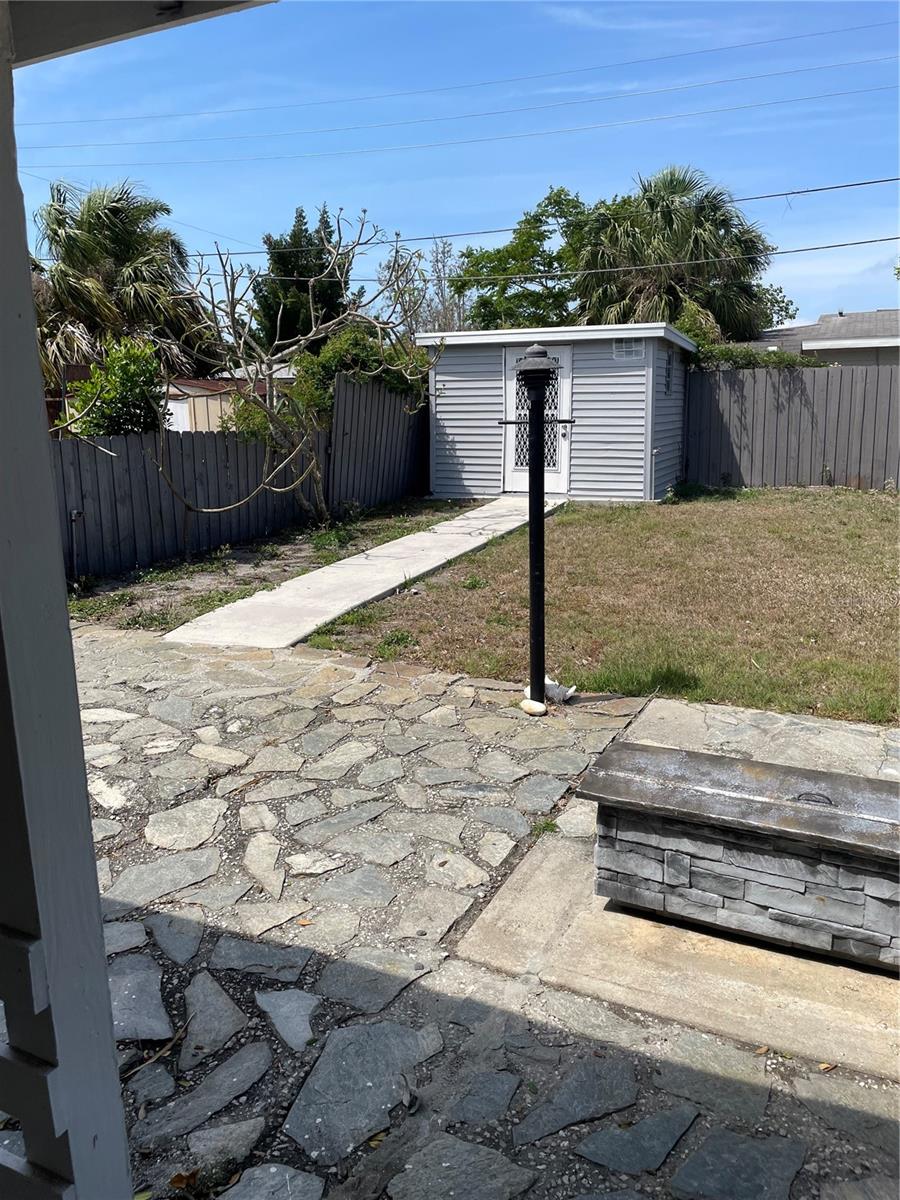 2015 BAYSHORE GARDENS PKWY, BRADENTON, FL, 34207