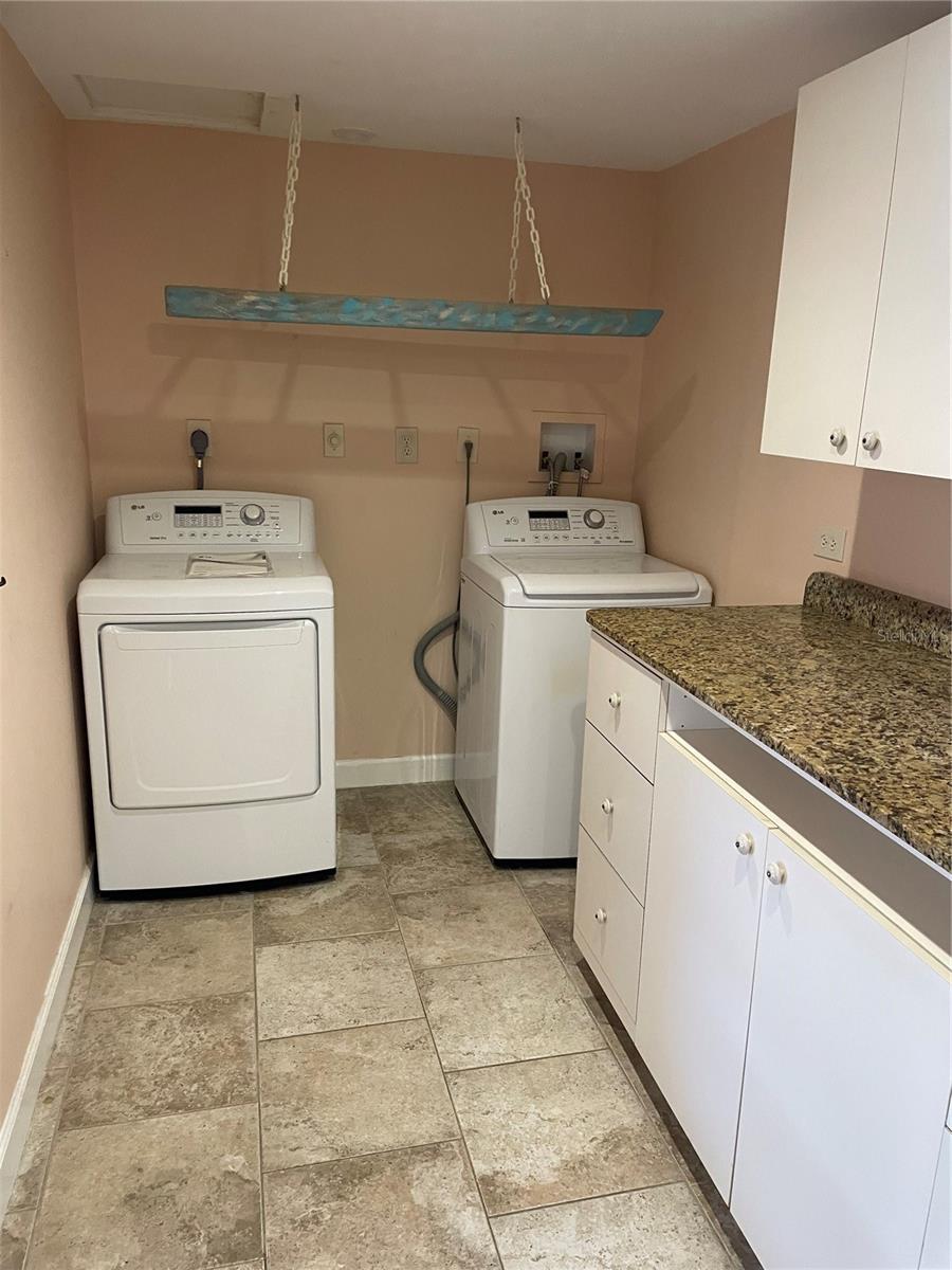 2015 BAYSHORE GARDENS PKWY, BRADENTON, FL, 34207