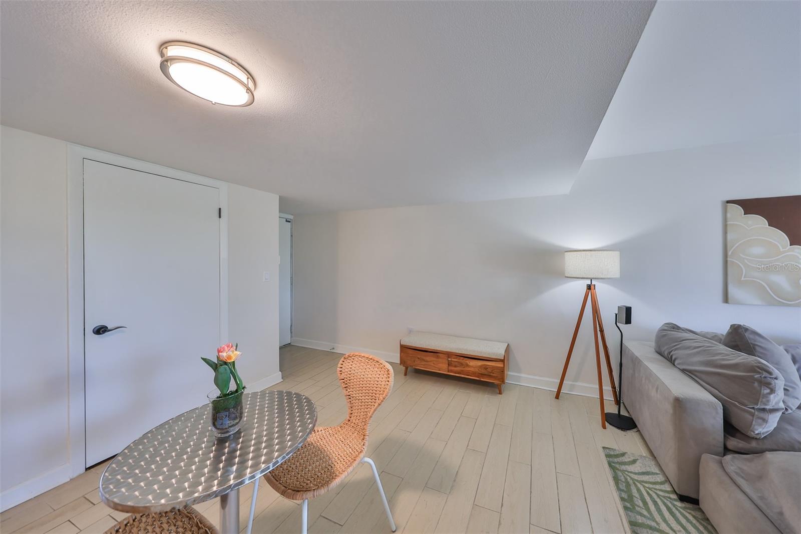 880 S VILLAGE DR N #202, ST PETERSBURG, FL, 33716