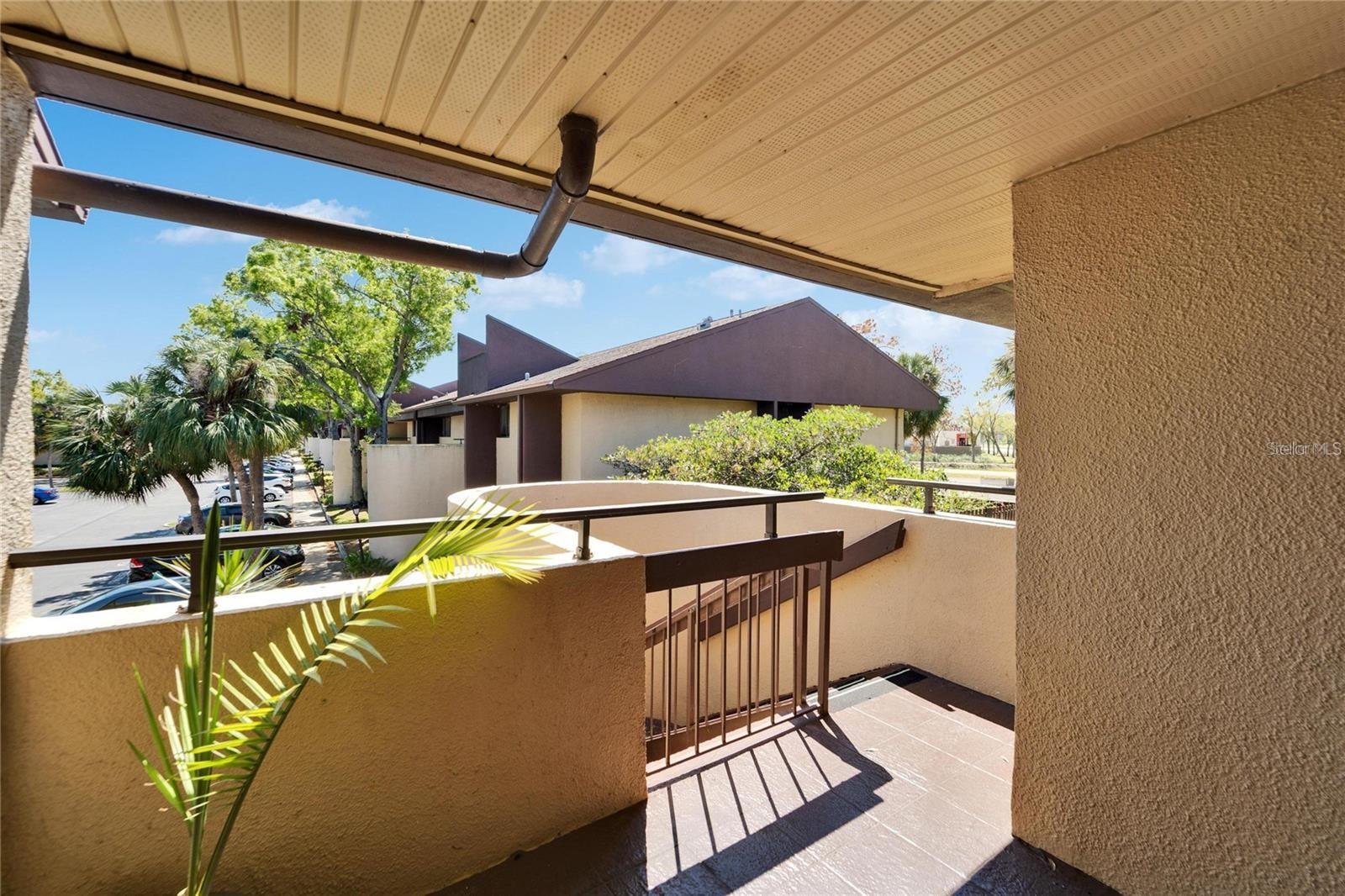 880 S VILLAGE DR N #202, ST PETERSBURG, FL, 33716