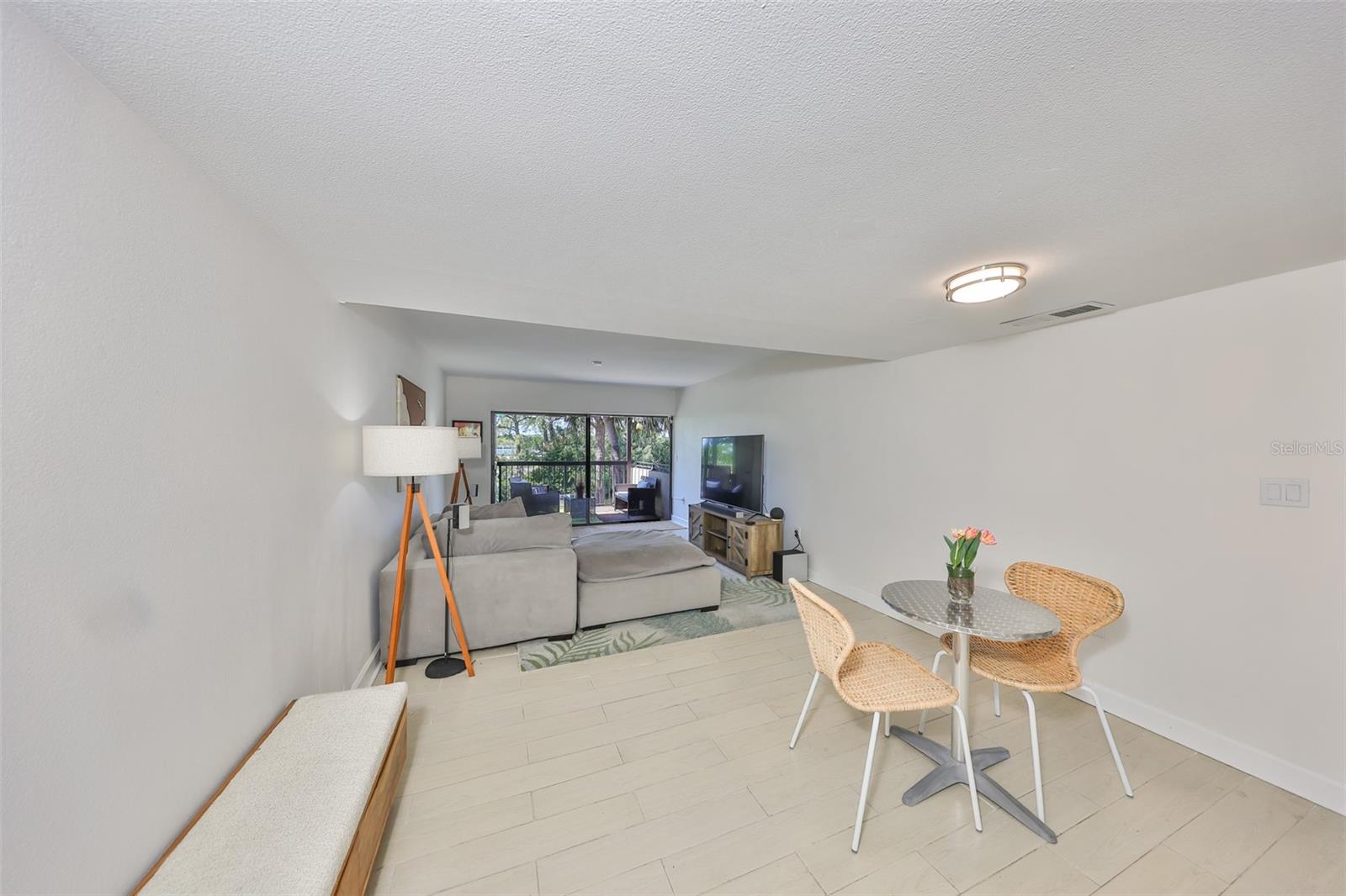 880 S VILLAGE DR N #202, ST PETERSBURG, FL, 33716