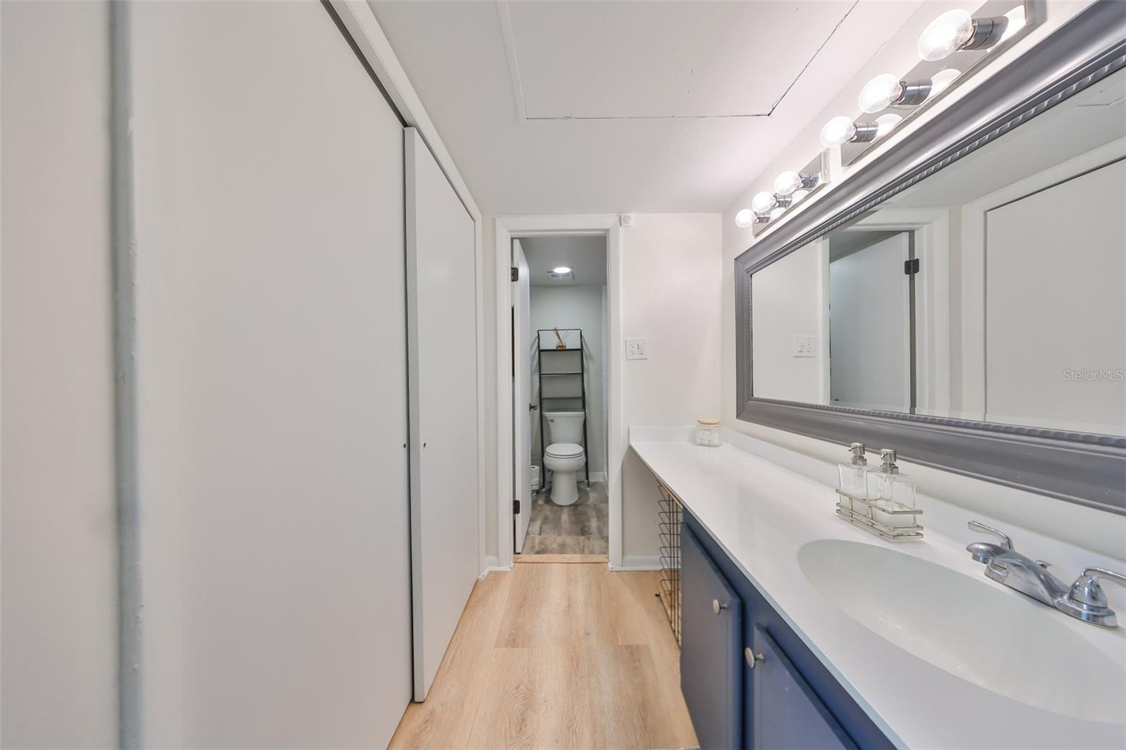 880 S VILLAGE DR N #202, ST PETERSBURG, FL, 33716