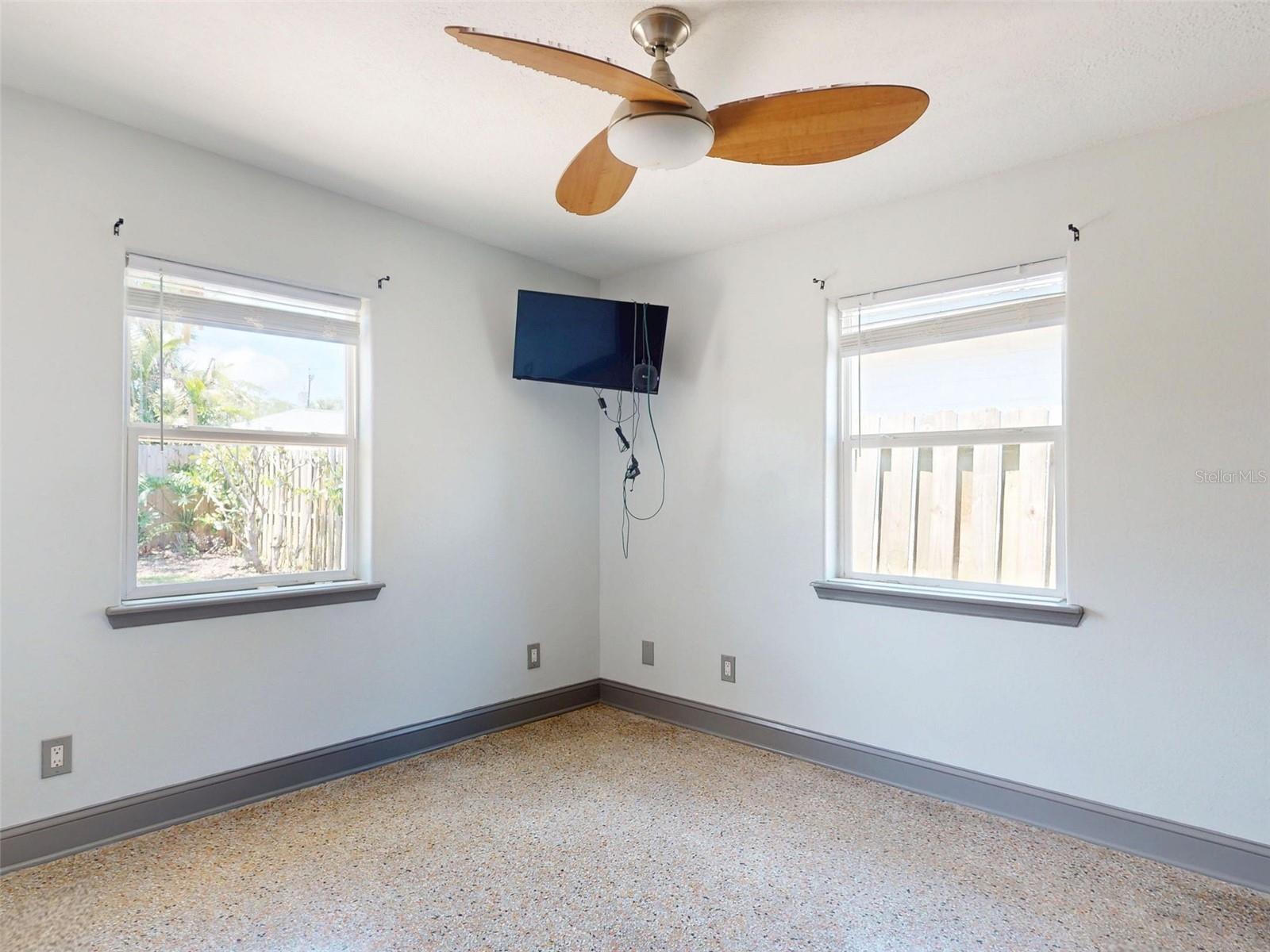 650 S PINE ST, NEW SMYRNA BEACH, FL, 32169