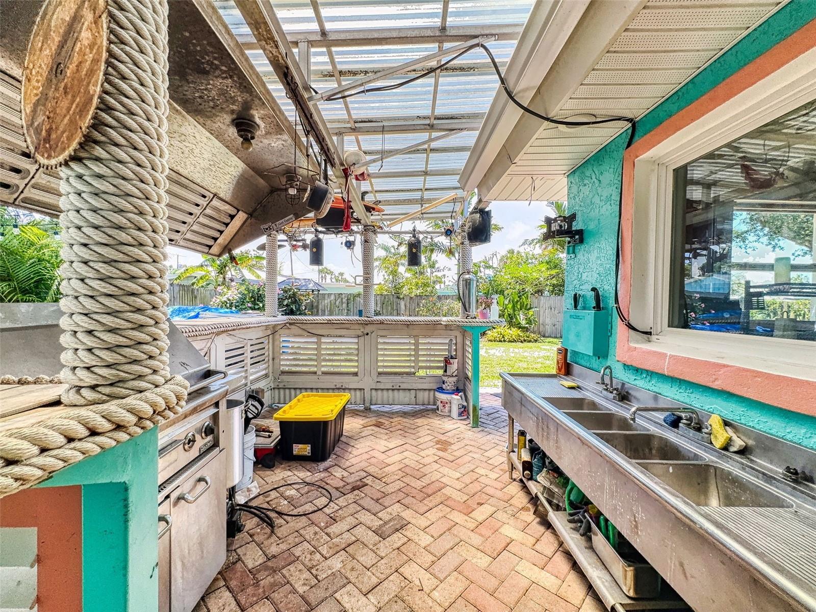 650 S PINE ST, NEW SMYRNA BEACH, FL, 32169