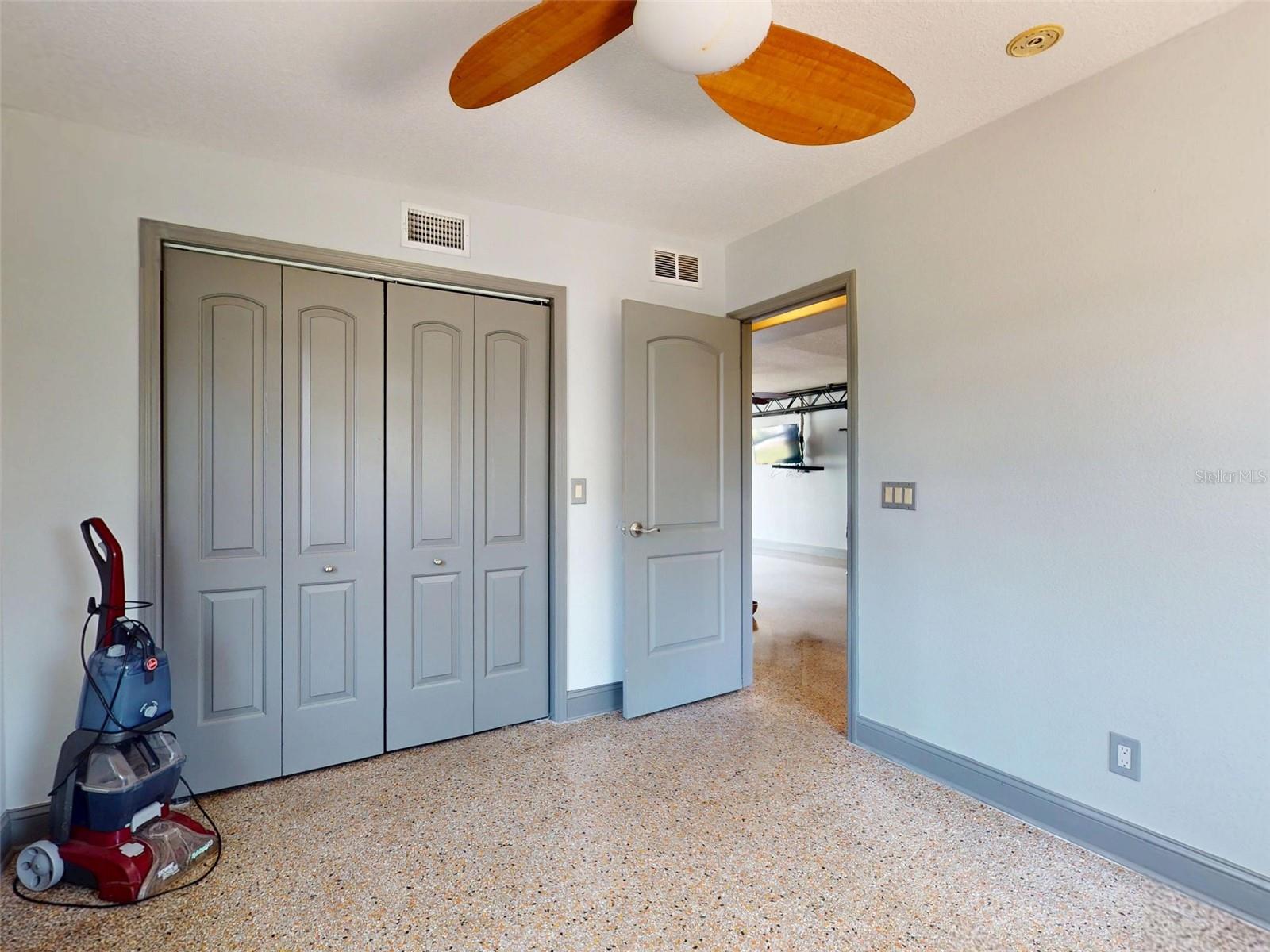 650 S PINE ST, NEW SMYRNA BEACH, FL, 32169