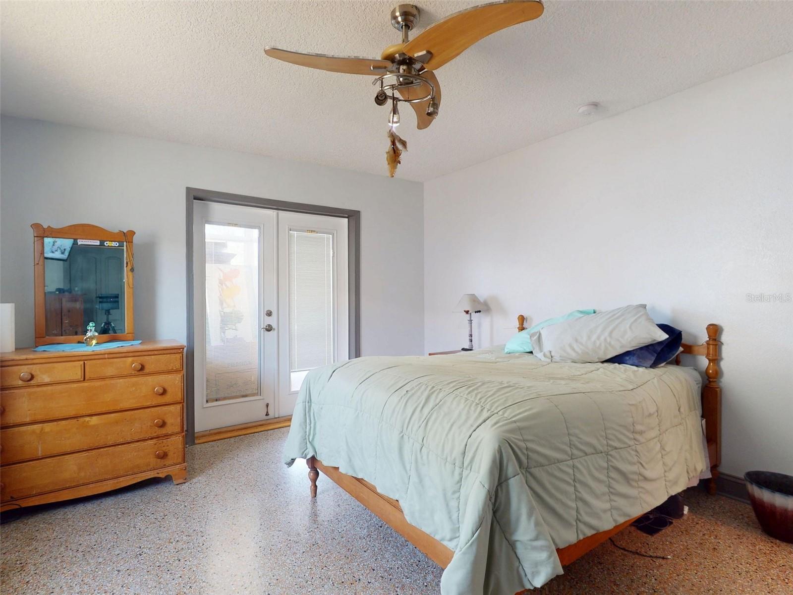 650 S PINE ST, NEW SMYRNA BEACH, FL, 32169