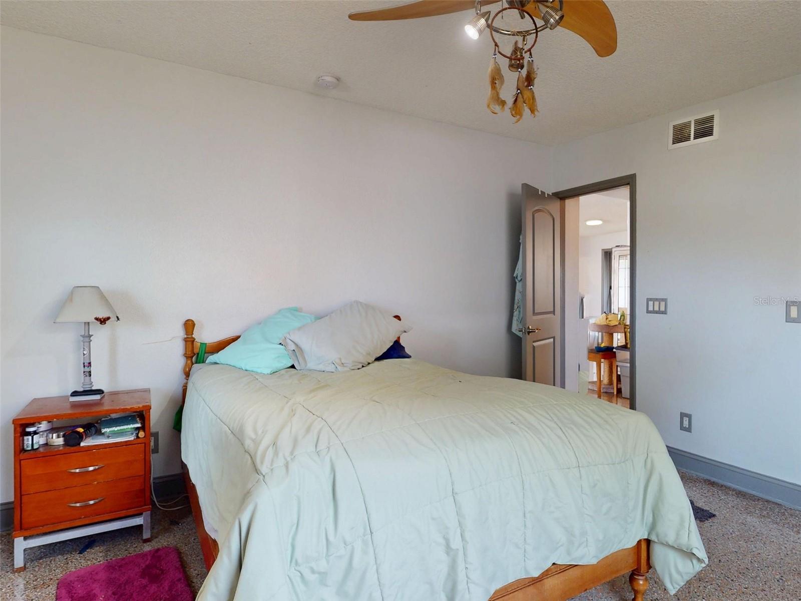 650 S PINE ST, NEW SMYRNA BEACH, FL, 32169