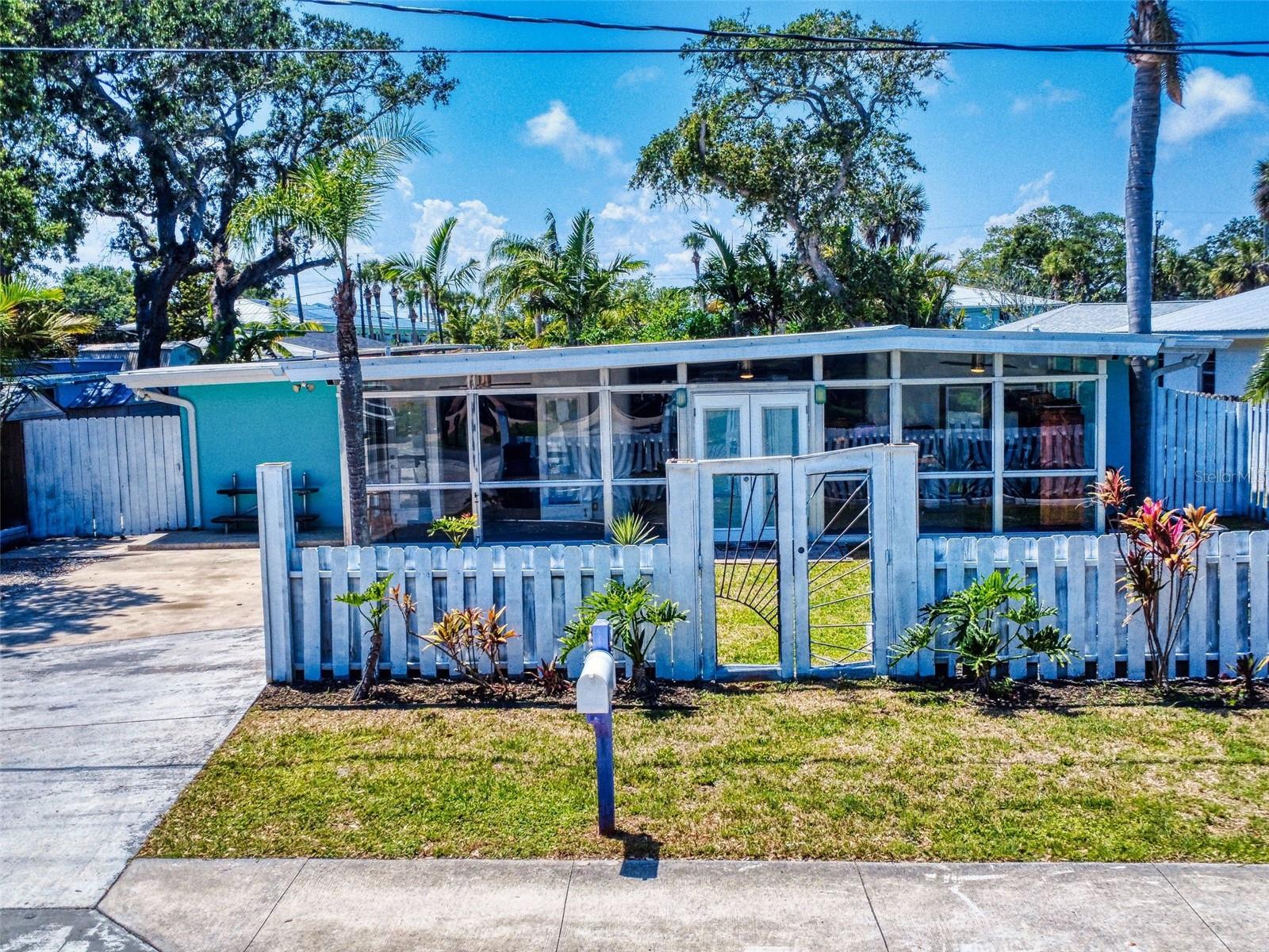 650 S PINE ST, NEW SMYRNA BEACH, FL, 32169