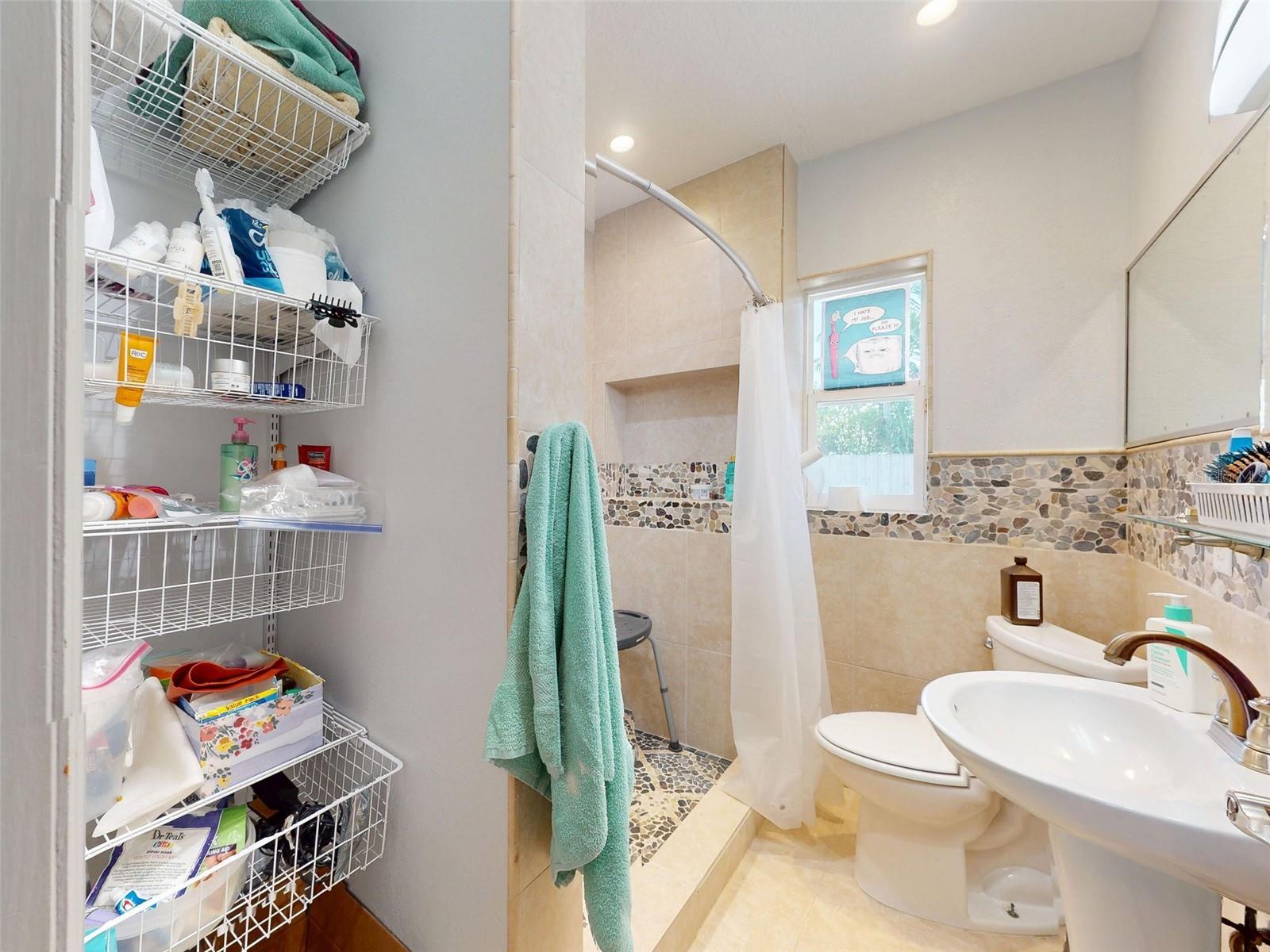 650 S PINE ST, NEW SMYRNA BEACH, FL, 32169
