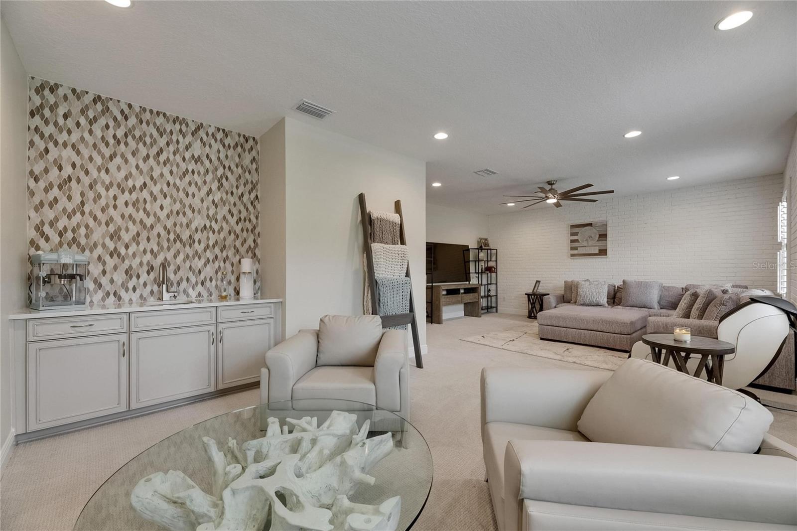 14421 SWISS BRIDGE DR, LITHIA, FL, 33547