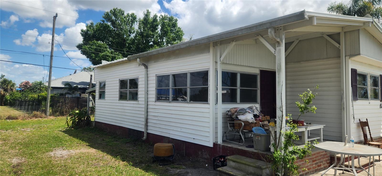 D6141889 Property Photo