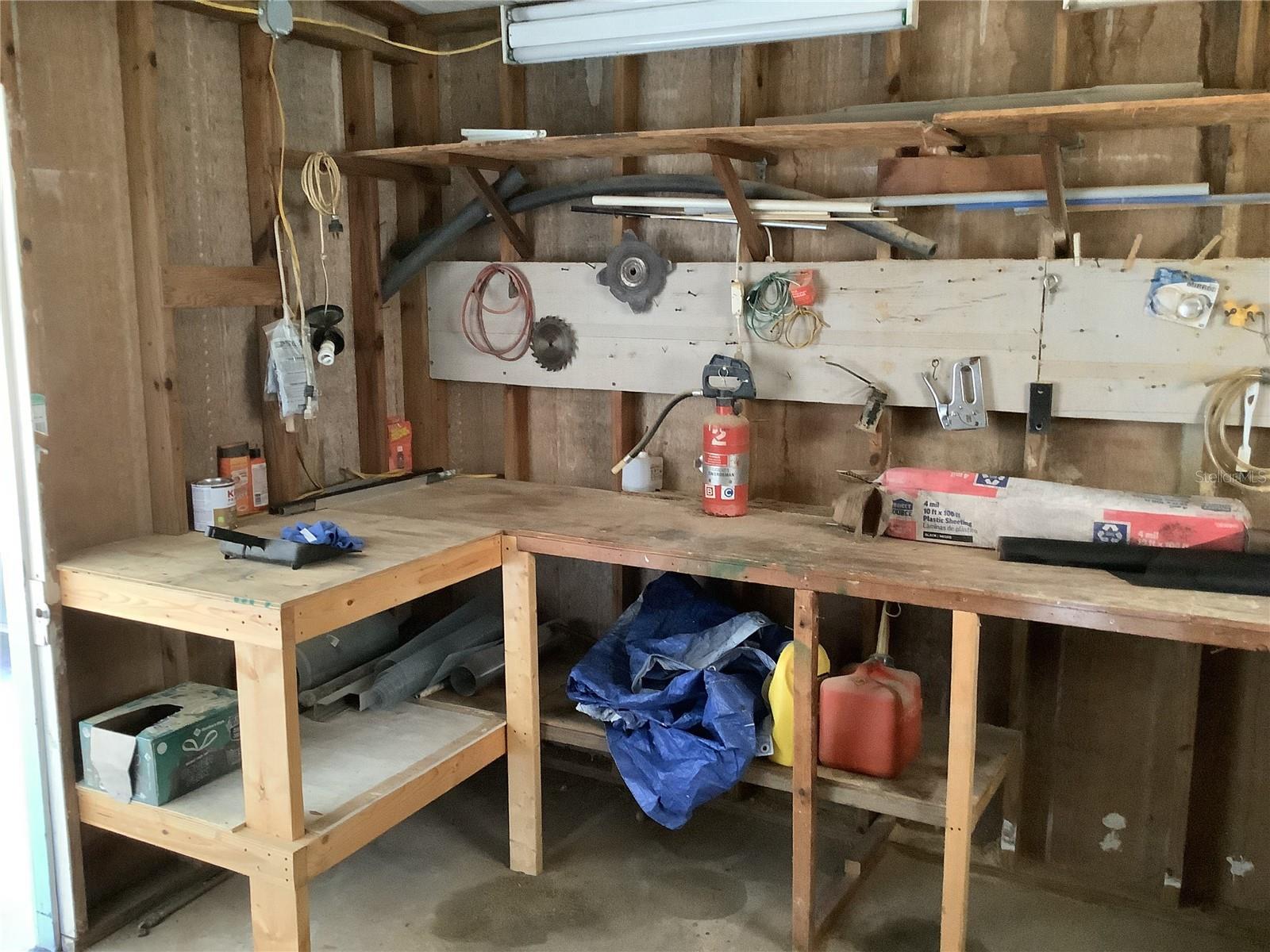 TB8372995 Property Photo