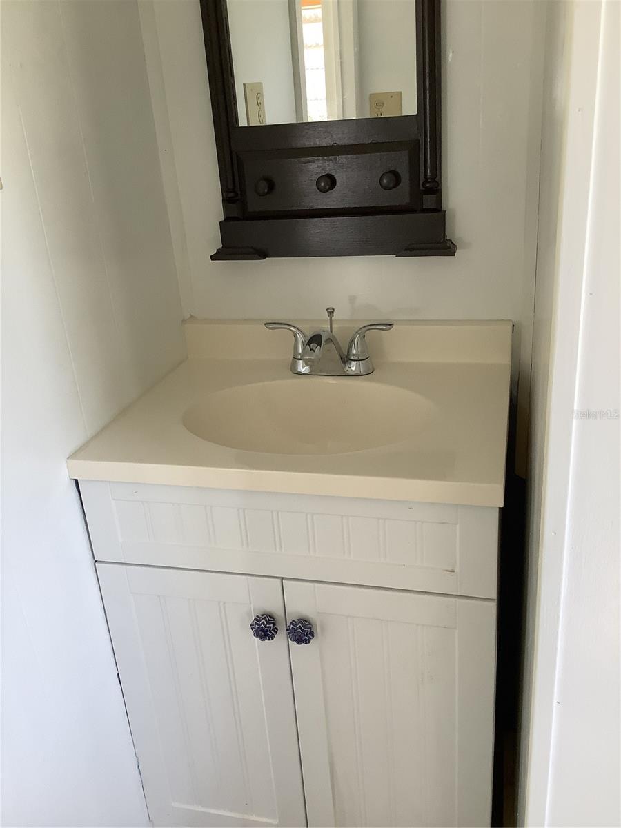 TB8372995 Property Photo