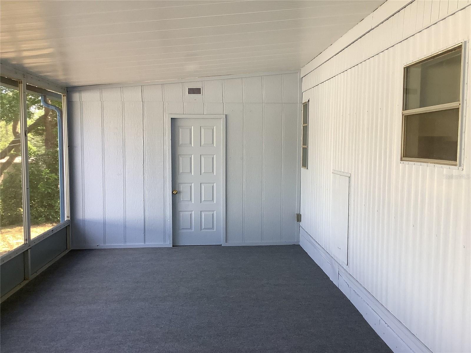 TB8372995 Property Photo