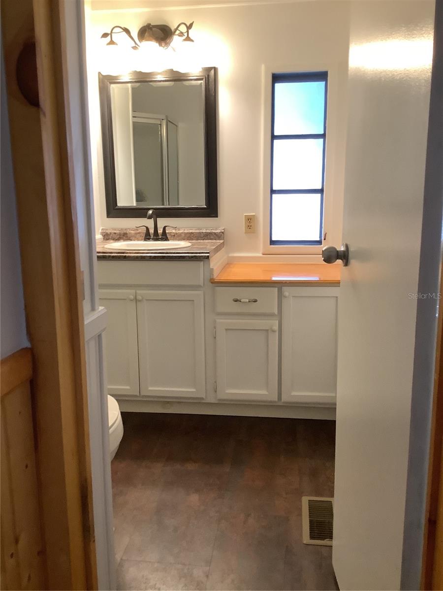 TB8372995 Property Photo