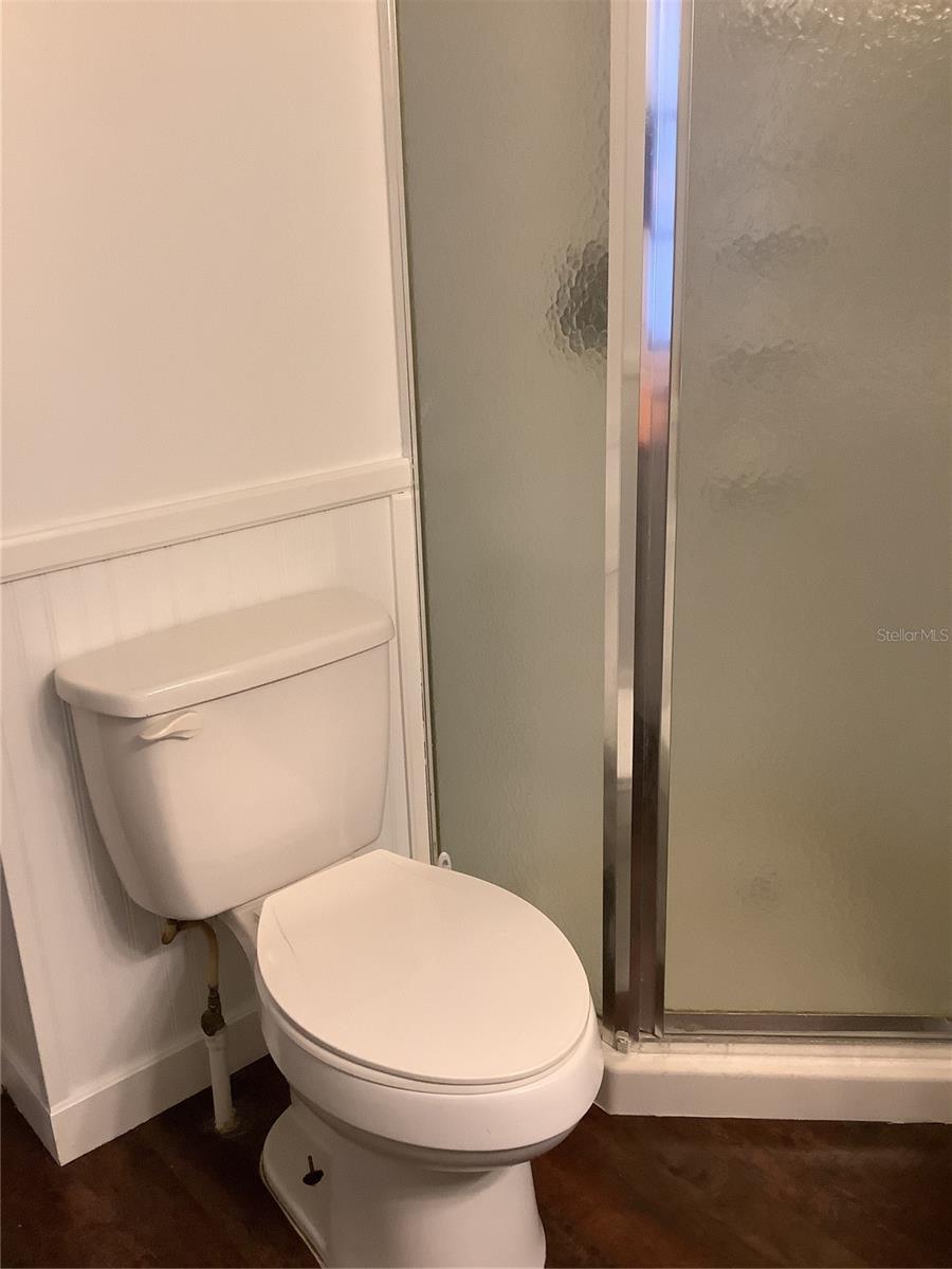 TB8372995 Property Photo