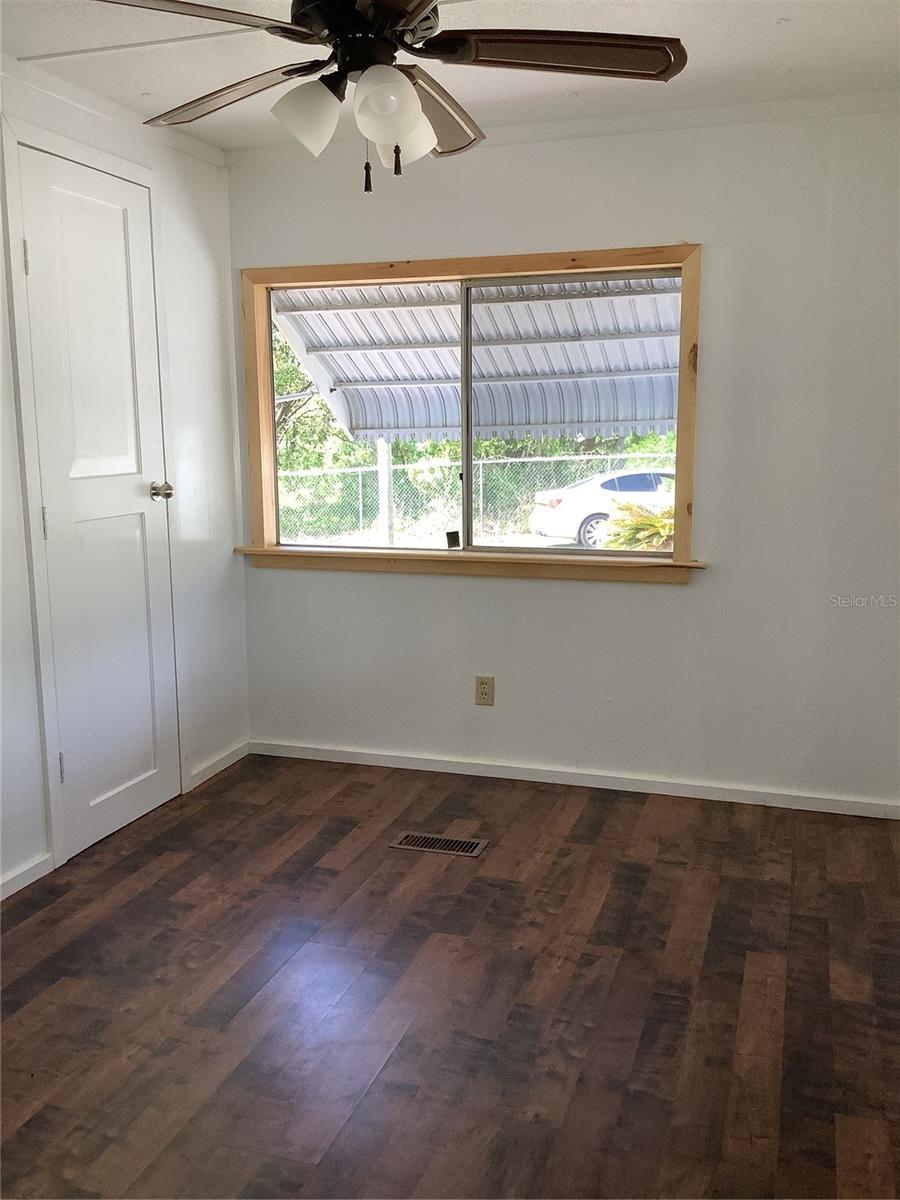 TB8372995 Property Photo