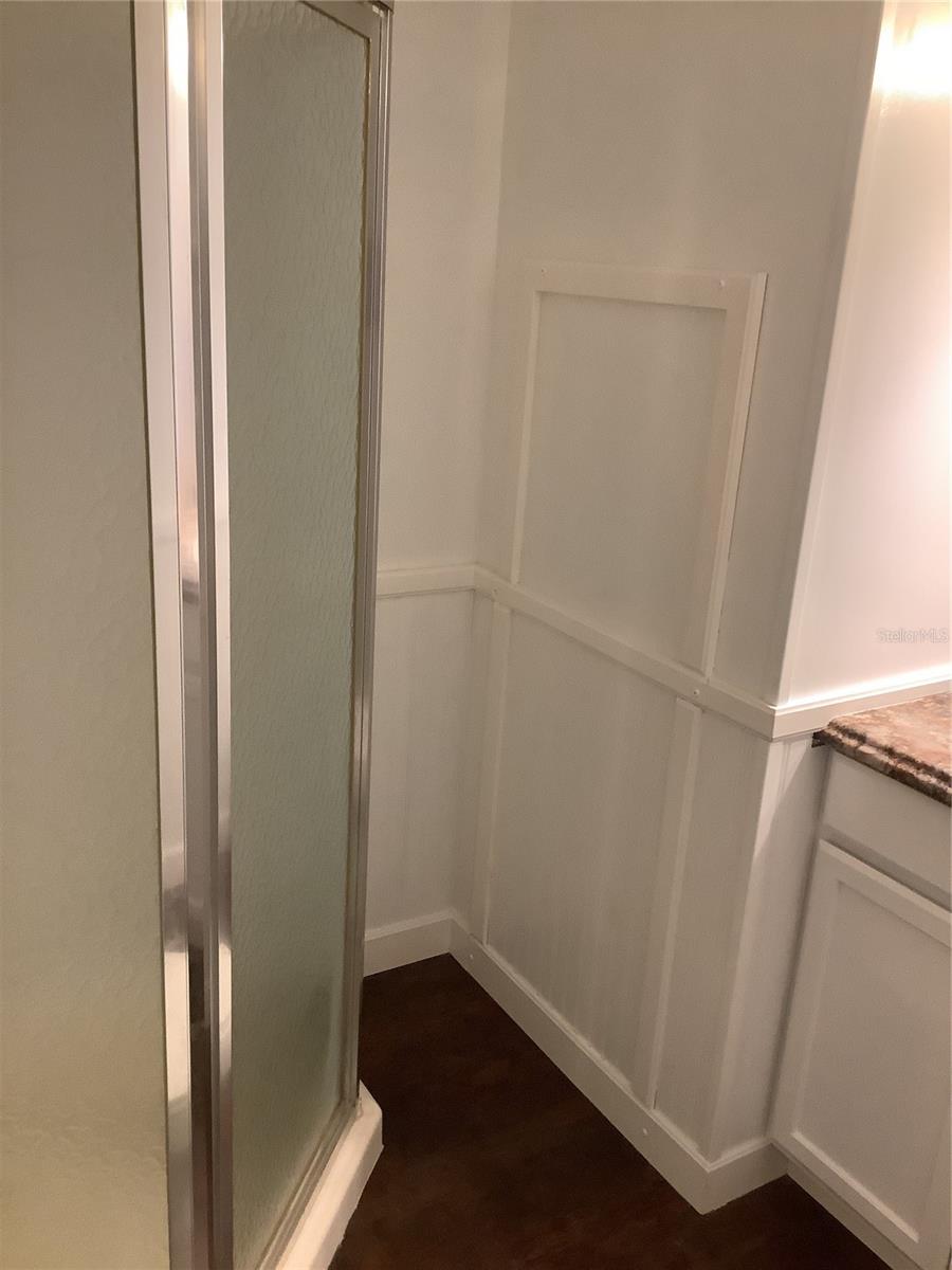 TB8372995 Property Photo