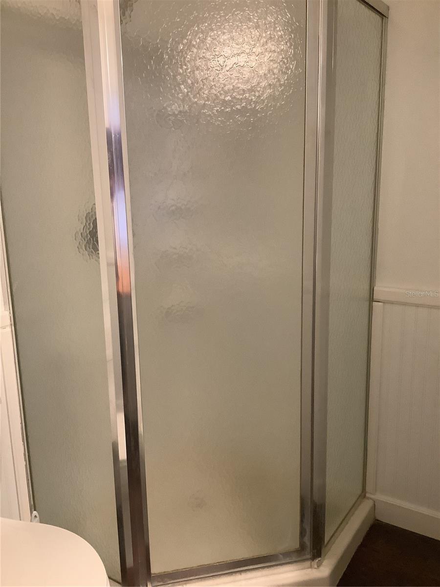 TB8372995 Property Photo