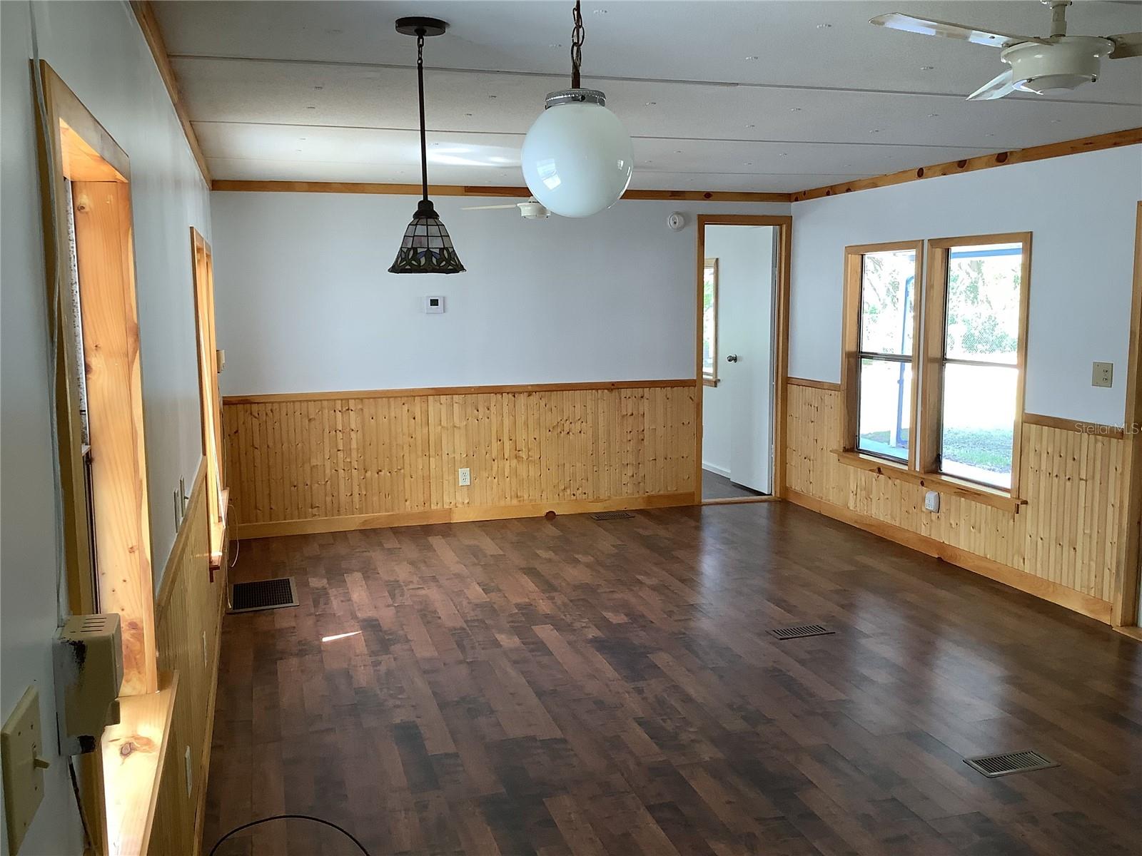 TB8372995 Property Photo