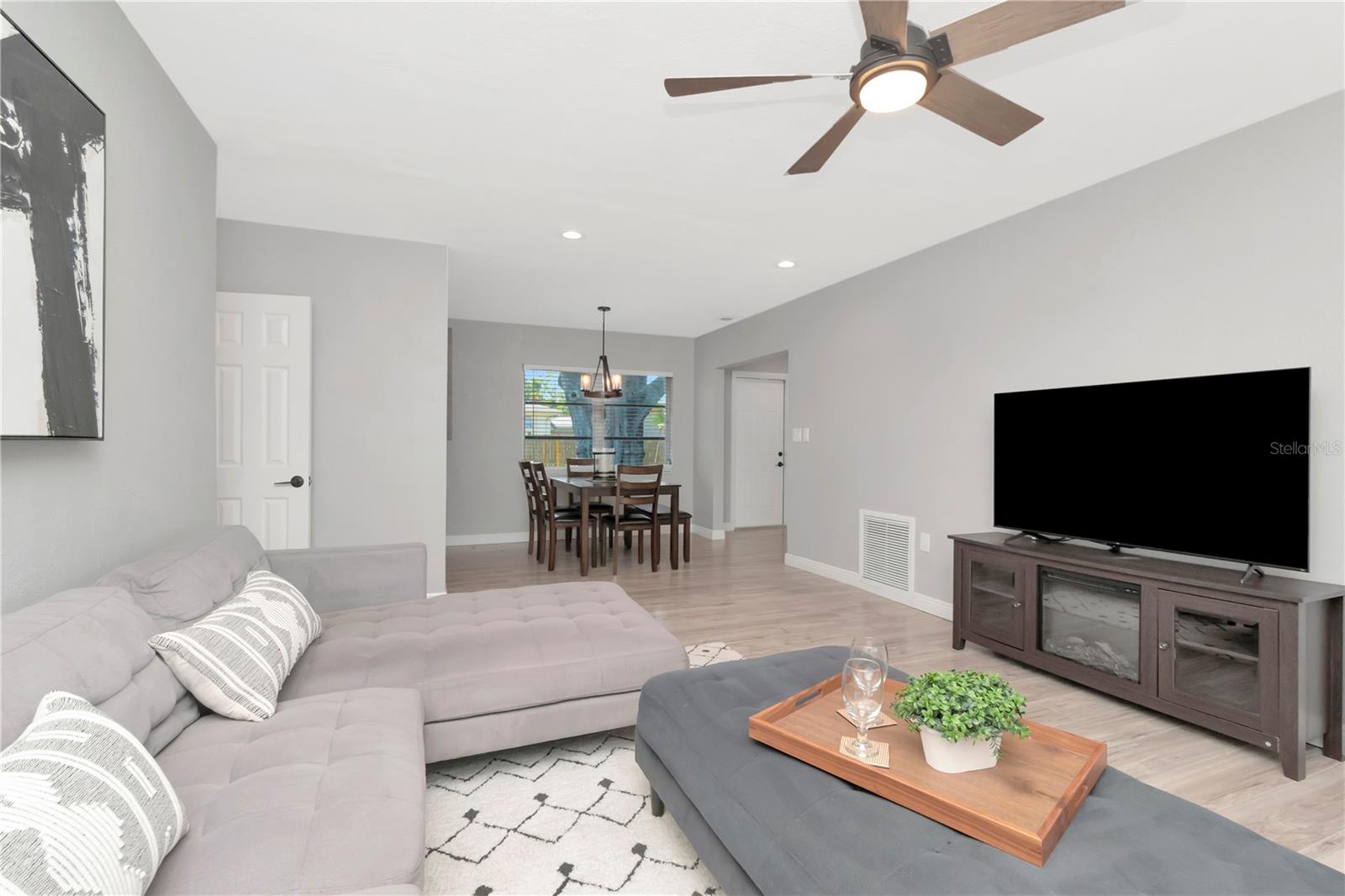 1545 ILLINOIS RD, CLEARWATER, FL, 33756