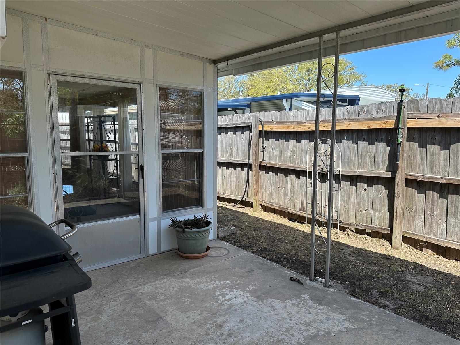 803 FRANCES DR, TARPON SPRINGS, FL, 34689