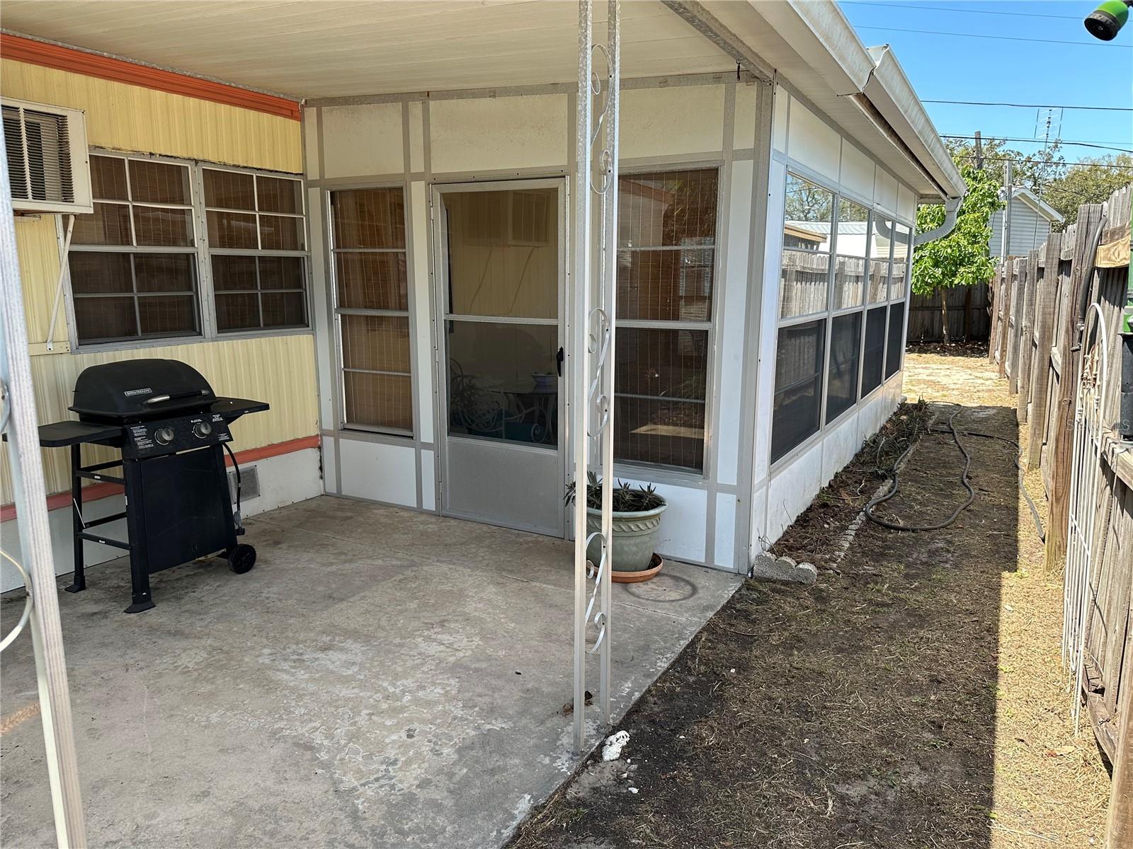 803 FRANCES DR, TARPON SPRINGS, FL, 34689