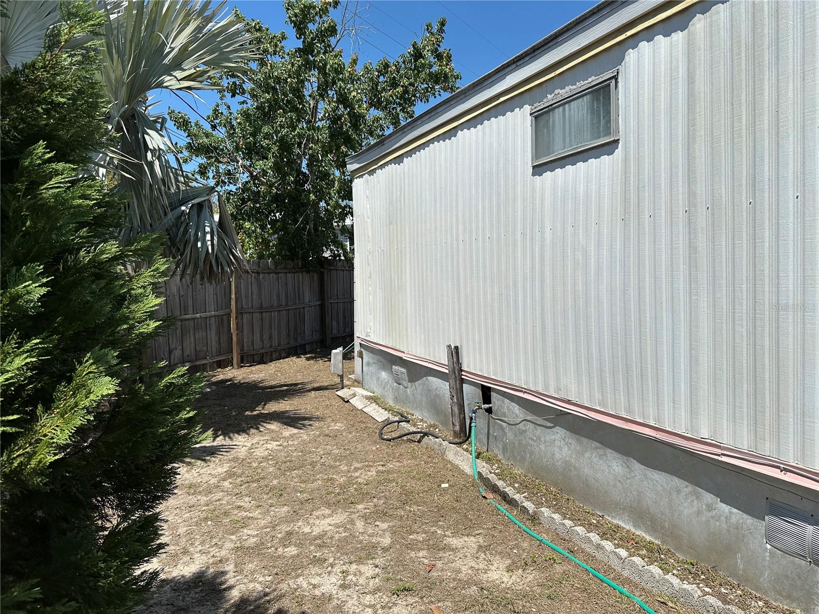 803 FRANCES DR, TARPON SPRINGS, FL, 34689