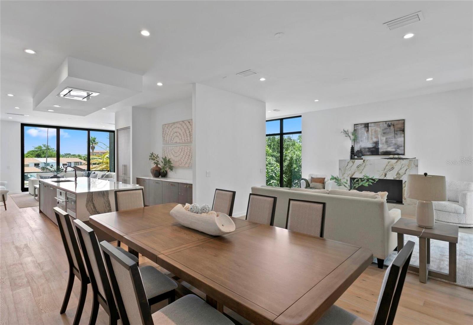 TB8373079 Property Photo