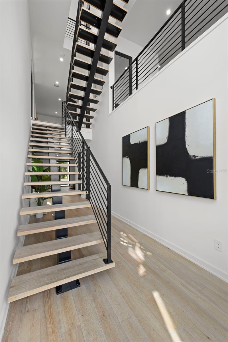 TB8373079 Property Photo