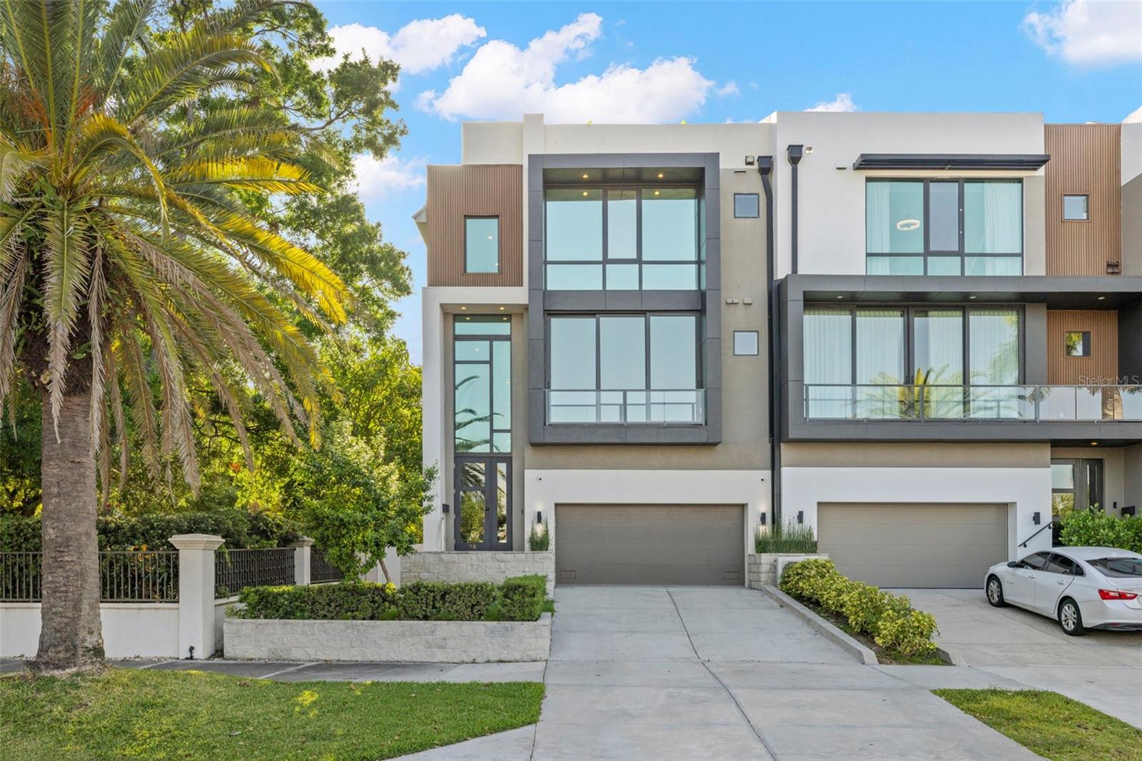 TB8373079 Property Photo