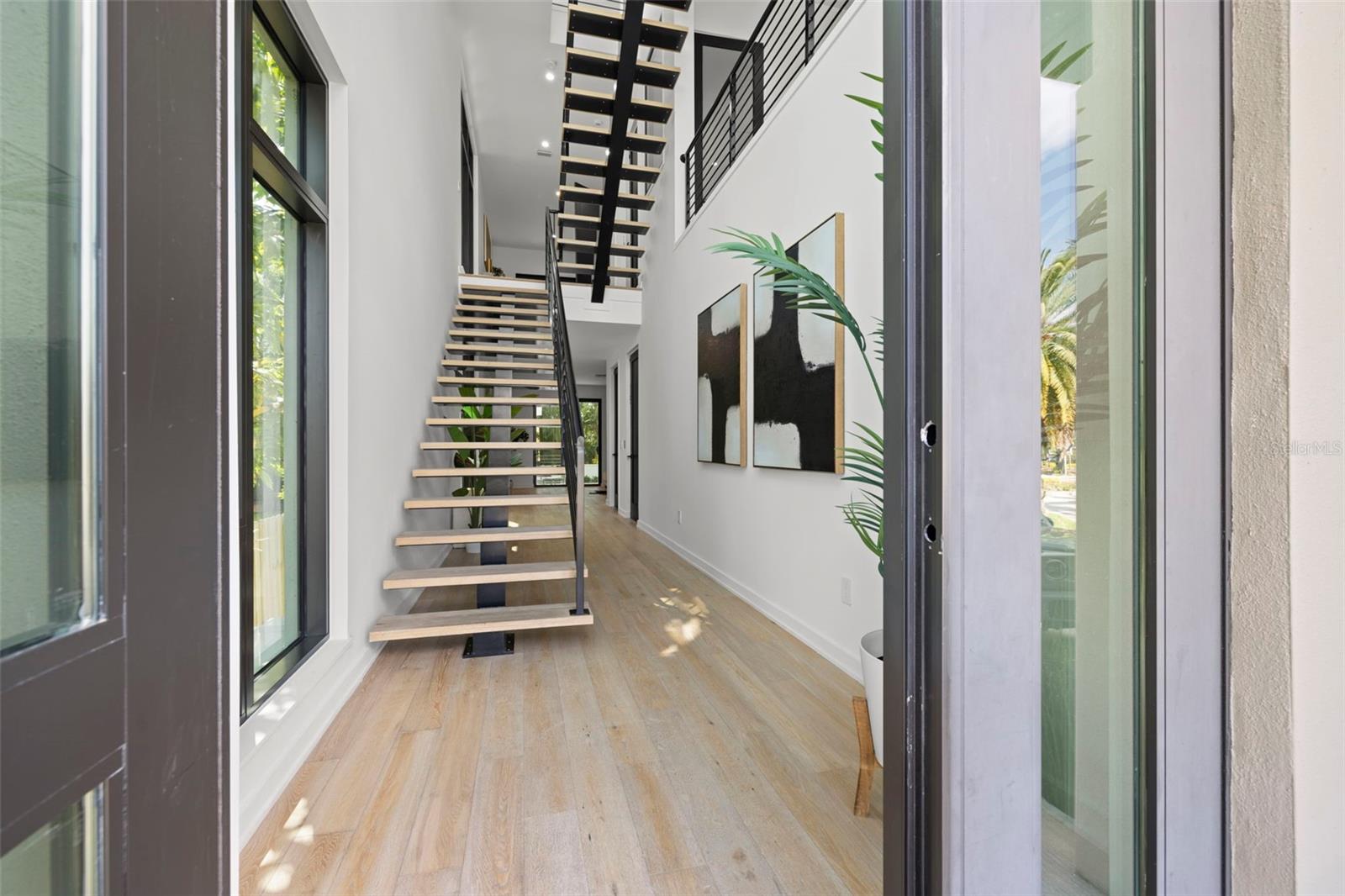 TB8373079 Property Photo