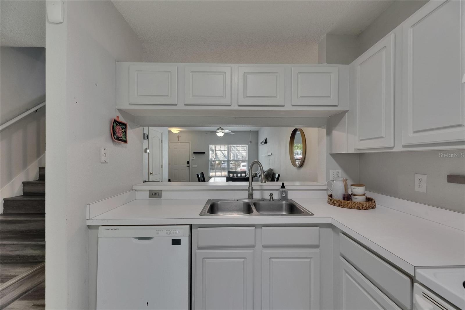 2362 LAKE WOODBERRY CIR, BRANDON, FL, 33510