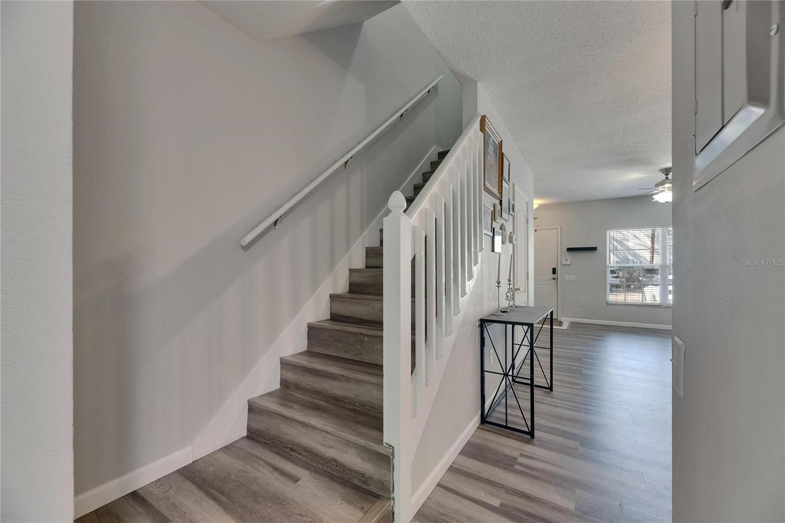 2362 LAKE WOODBERRY CIR, BRANDON, FL, 33510