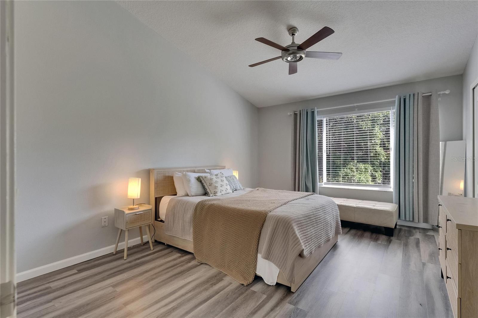 2362 LAKE WOODBERRY CIR, BRANDON, FL, 33510