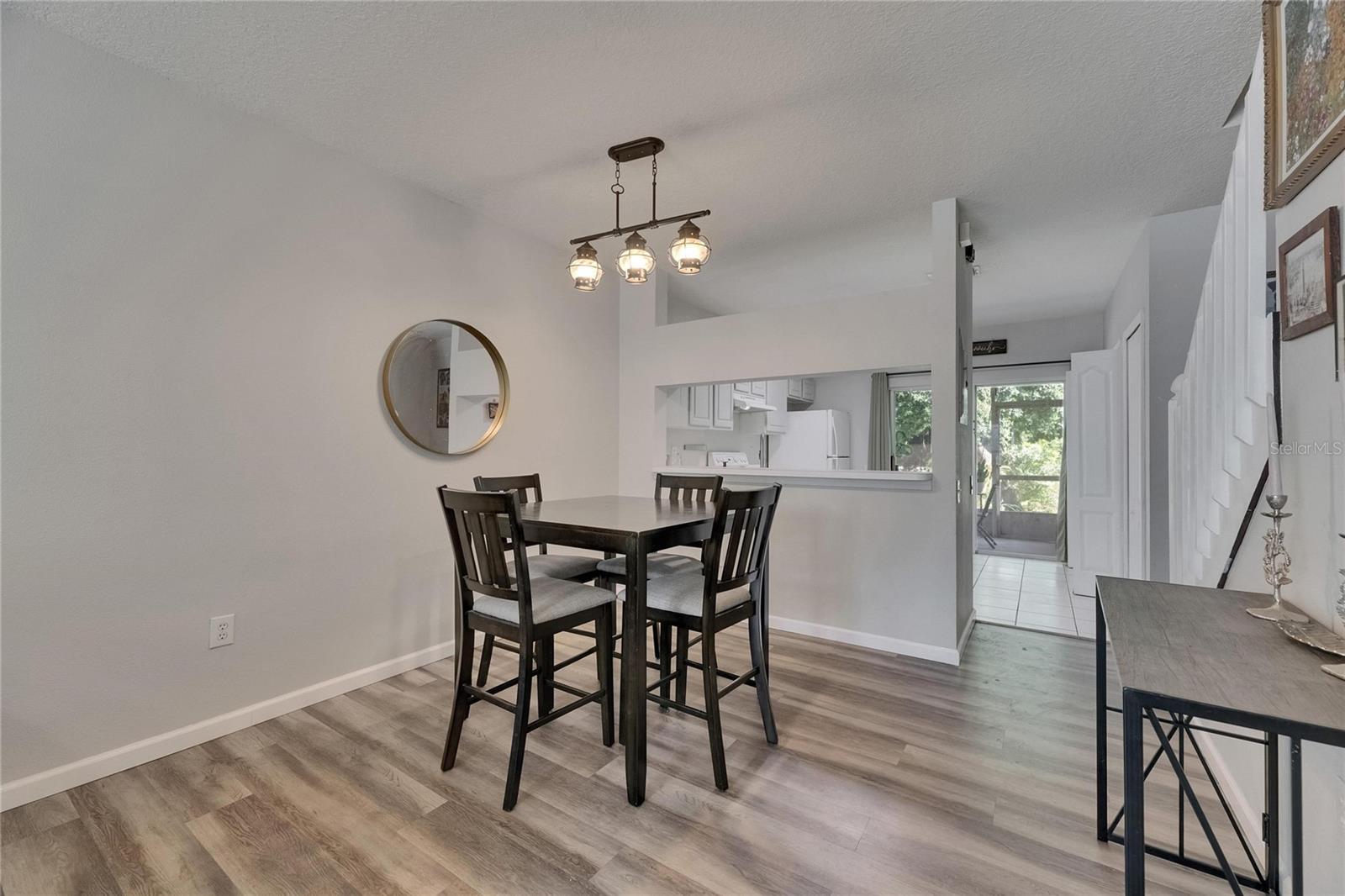 2362 LAKE WOODBERRY CIR, BRANDON, FL, 33510