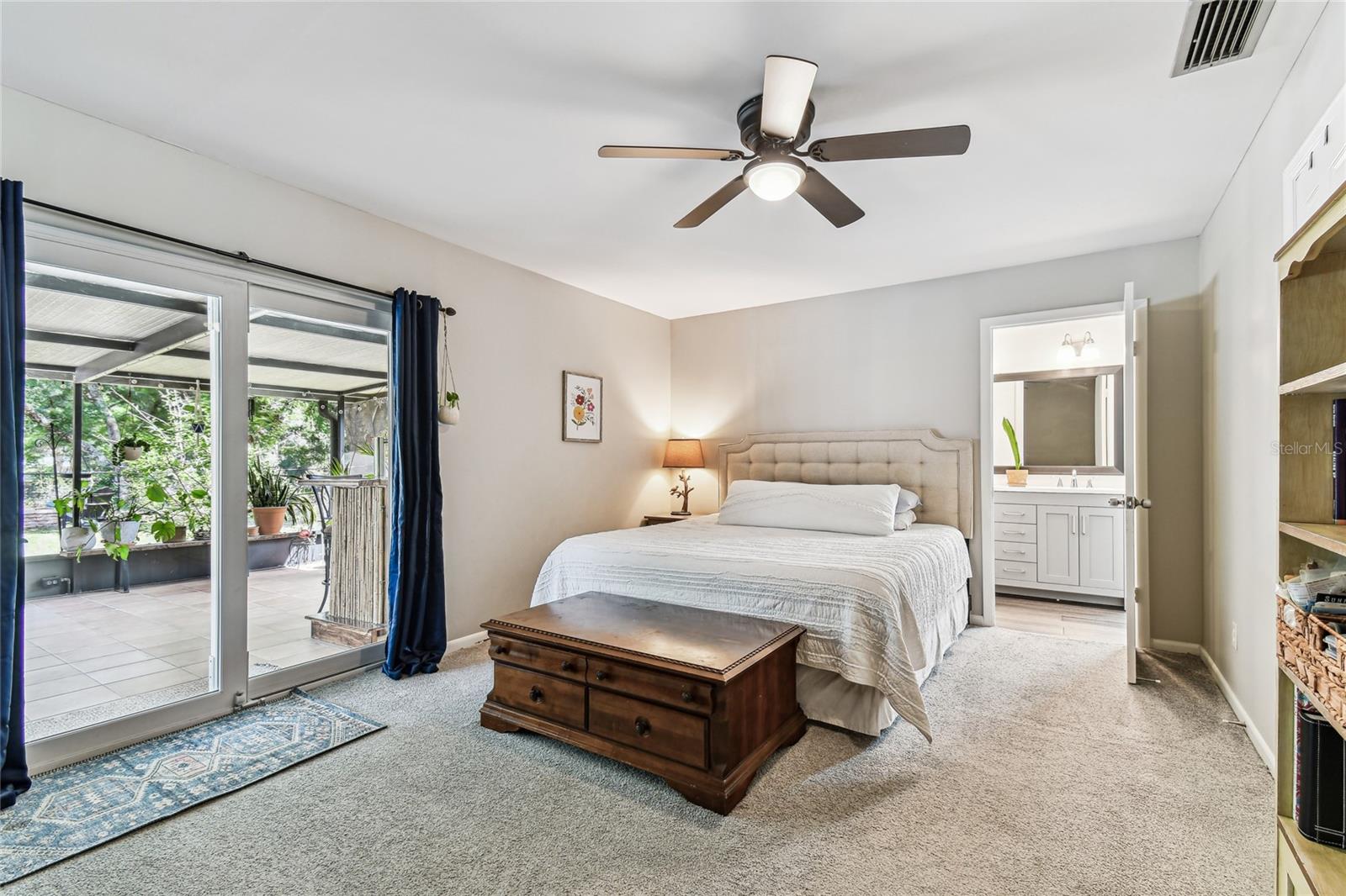 17605 SIMMONS RD, LUTZ, FL, 33548