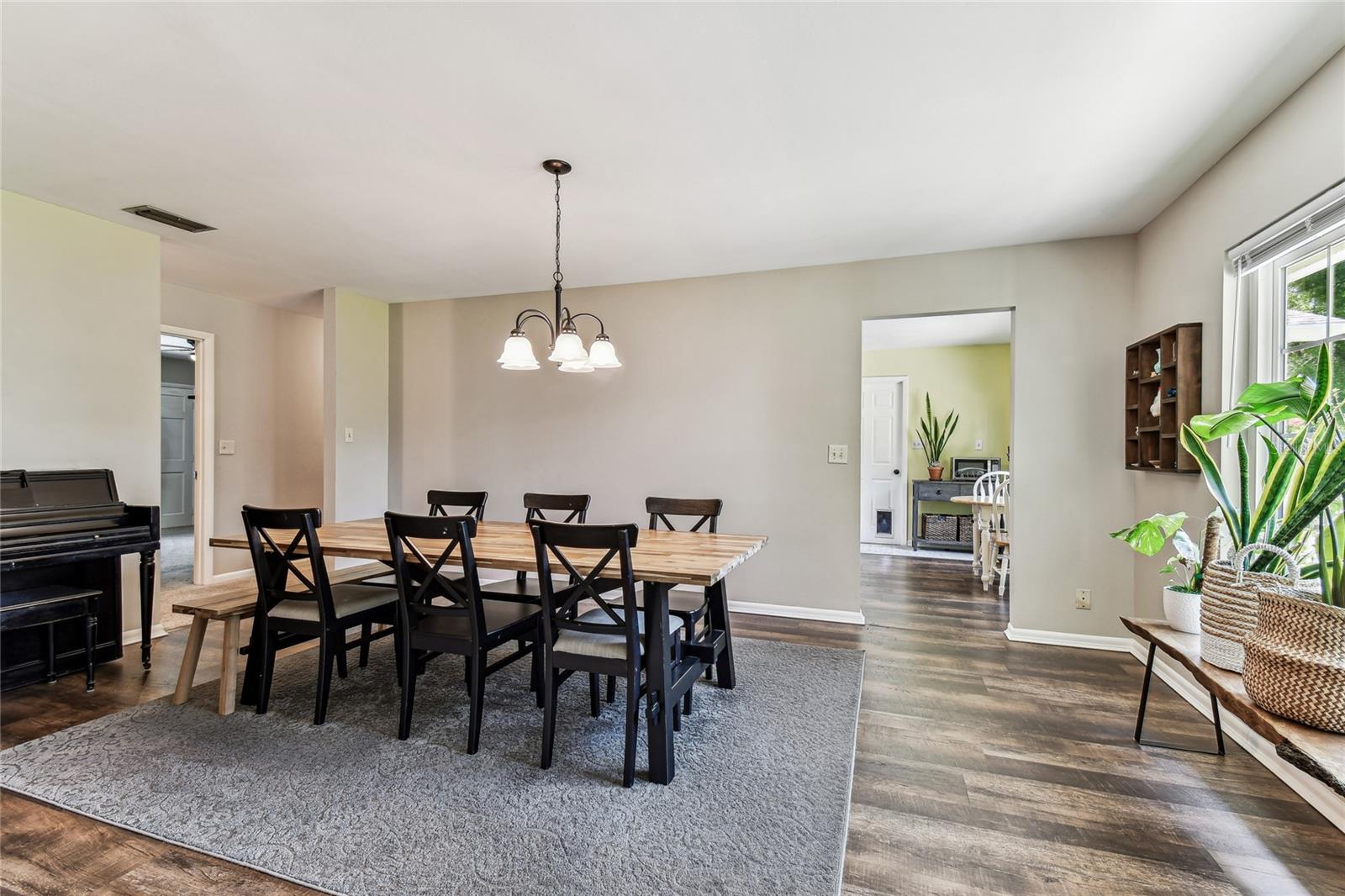 17605 SIMMONS RD, LUTZ, FL, 33548