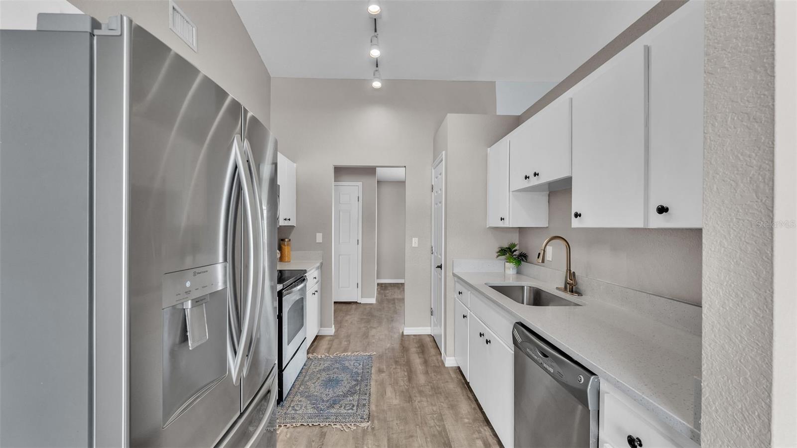 2764 OAK HAMMOCK LOOP, MULBERRY, FL, 33860