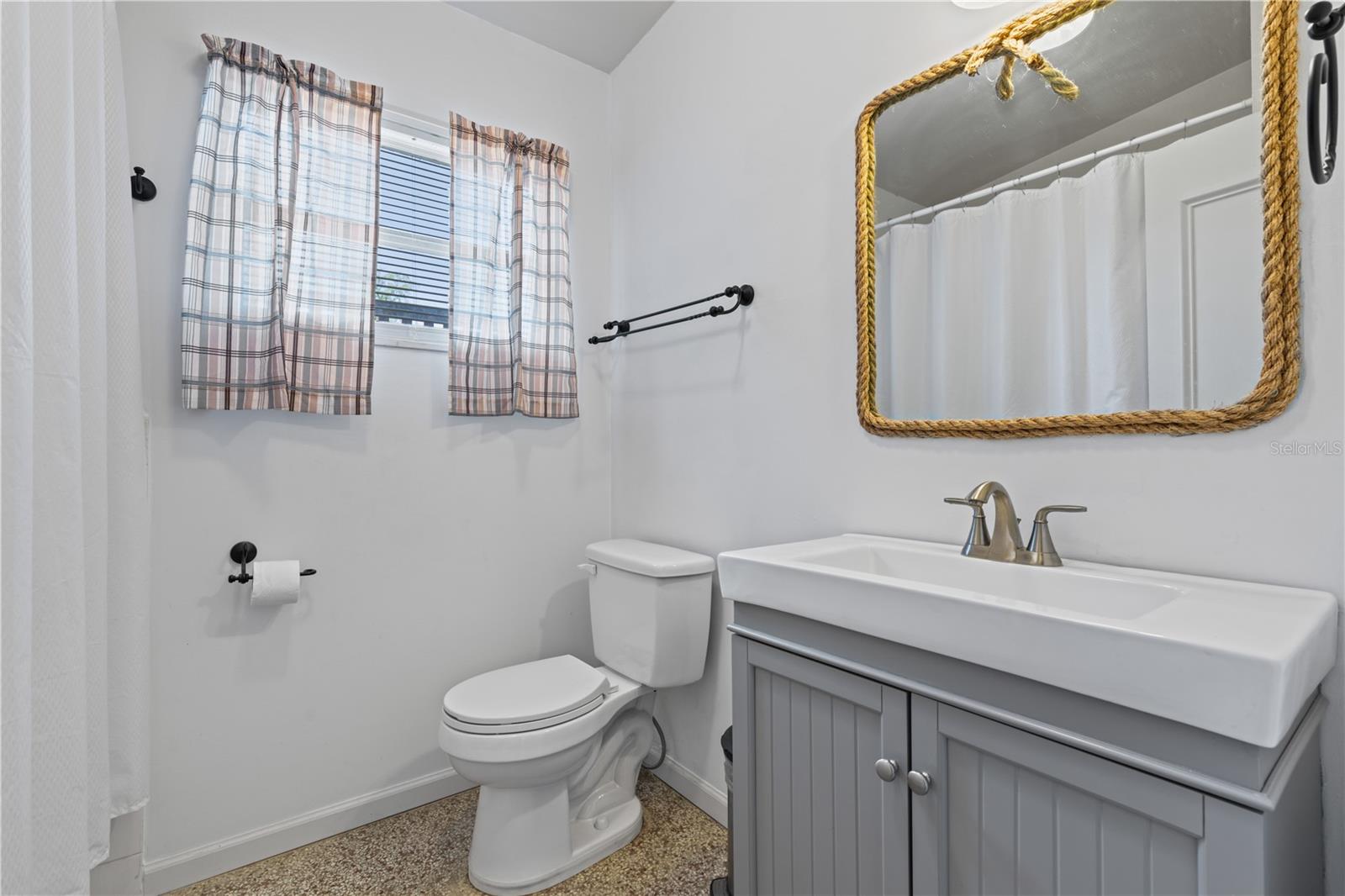 17111 MOCKINGBIRD LN, LUTZ, FL, 33548