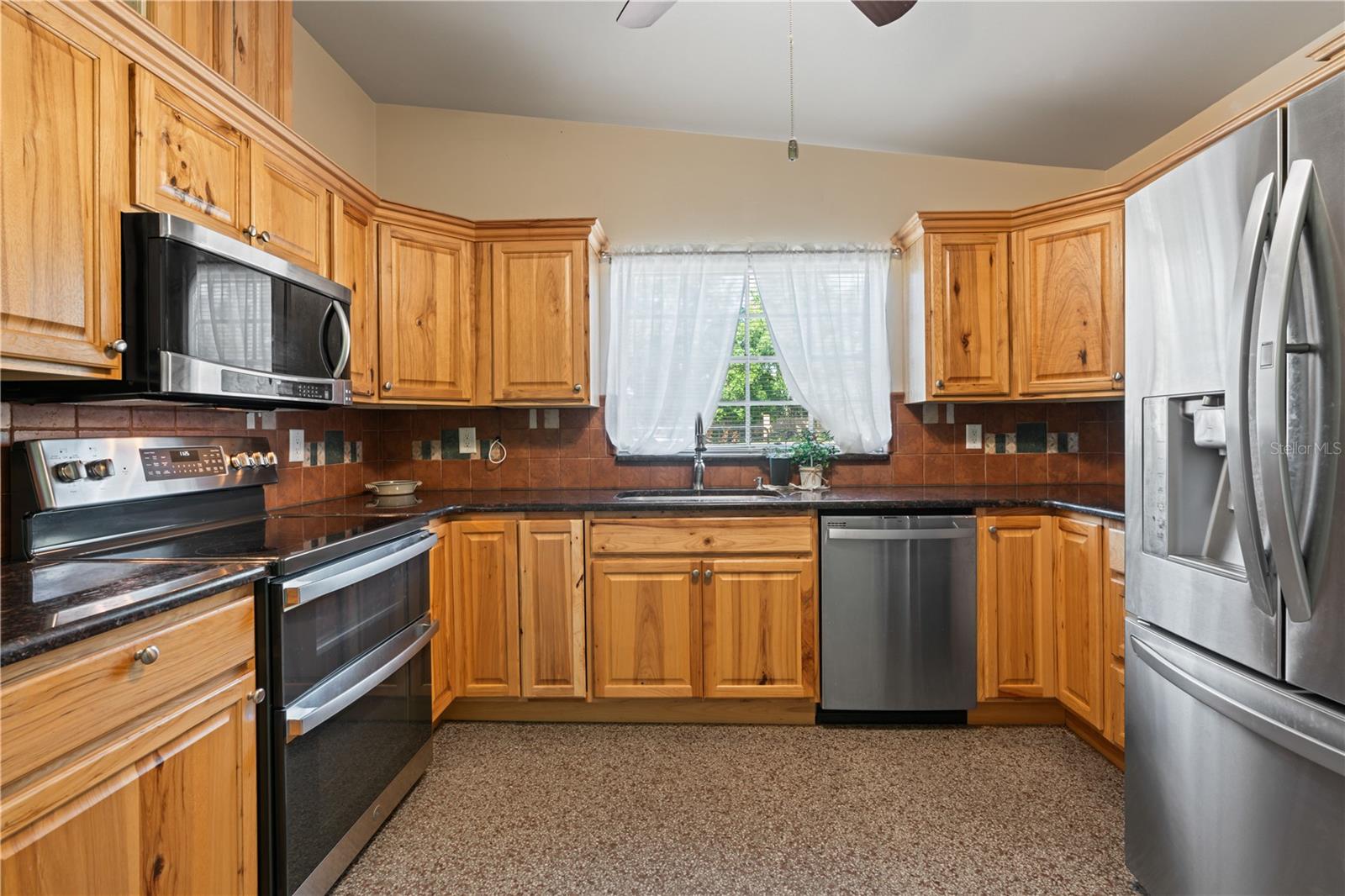 17111 MOCKINGBIRD LN, LUTZ, FL, 33548