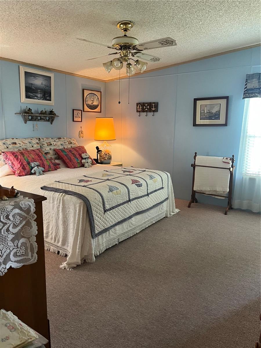 P4934464 Property Photo