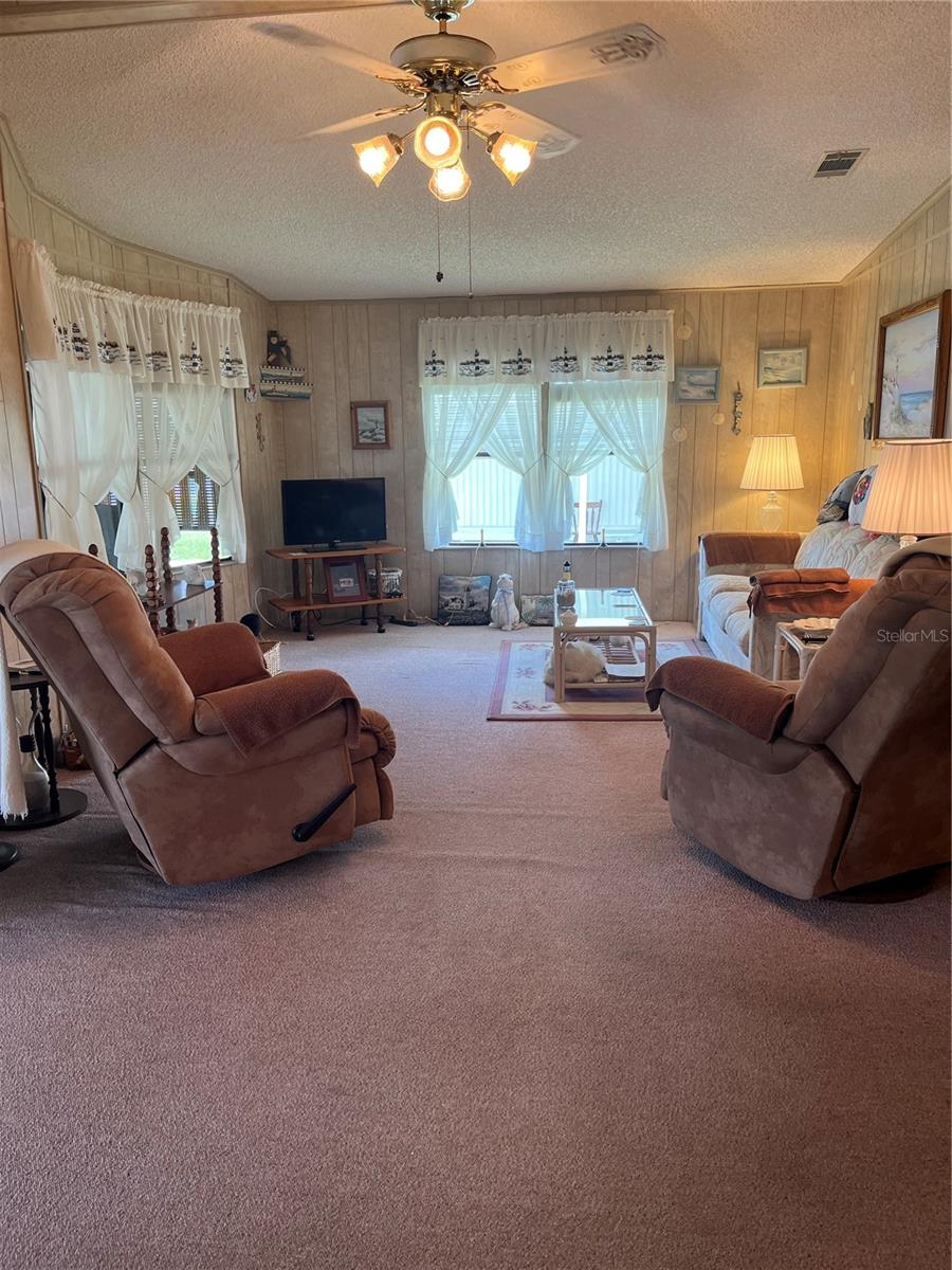 P4934464 Property Photo