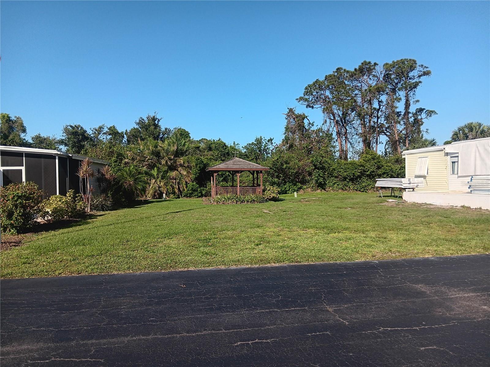 320 TROPIC DR, OSPREY, FL, 34229