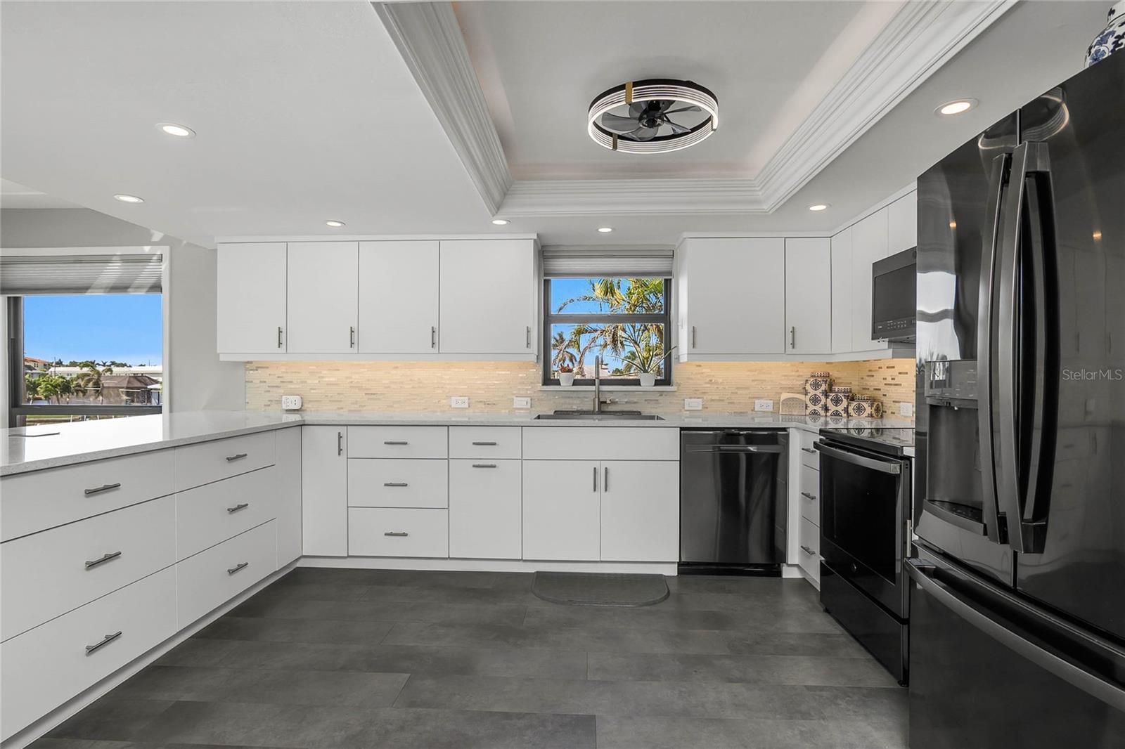 1903 SE 40TH TER #104, CAPE CORAL, FL, 33904