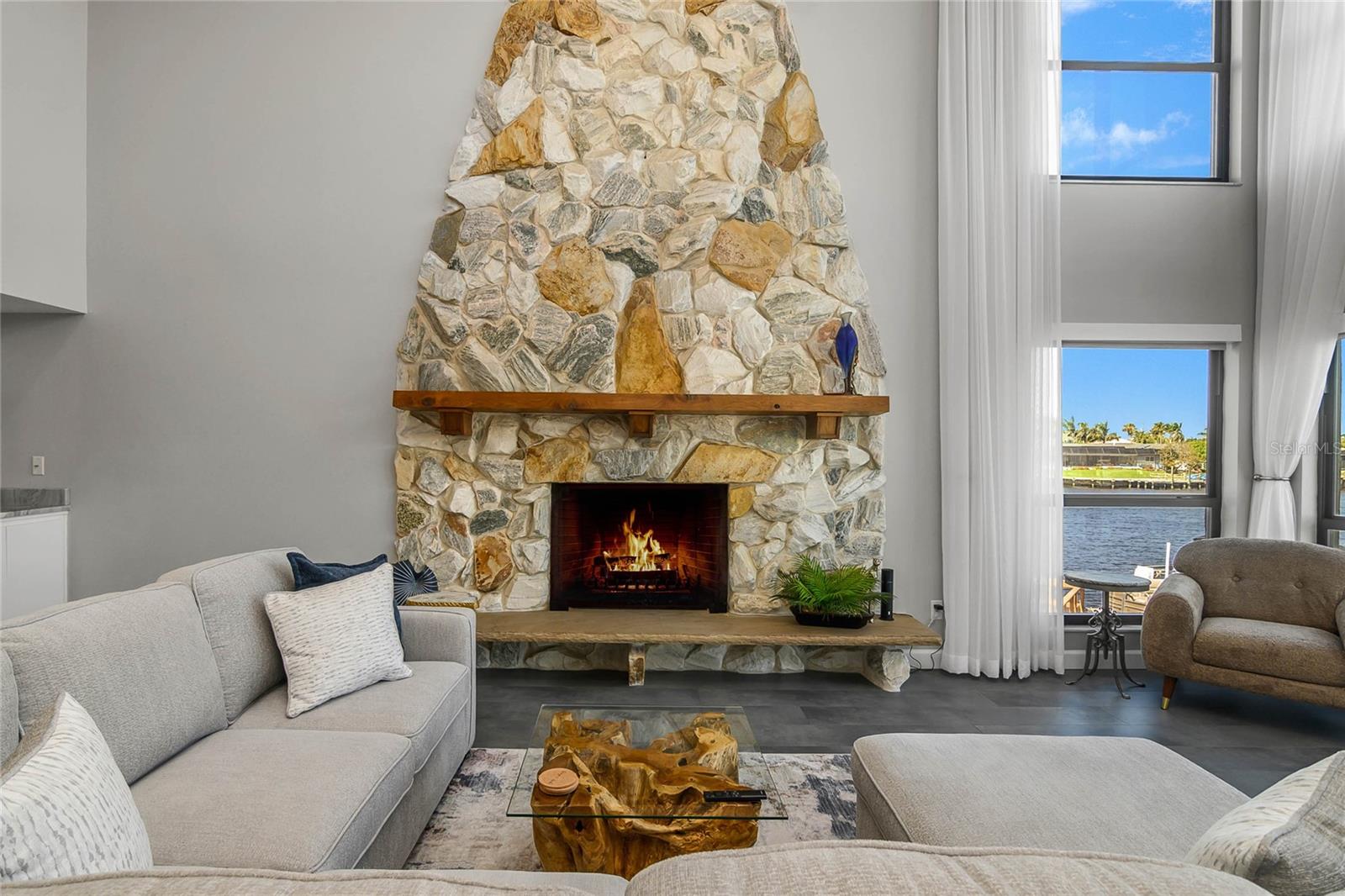 1903 SE 40TH TER #104, CAPE CORAL, FL, 33904