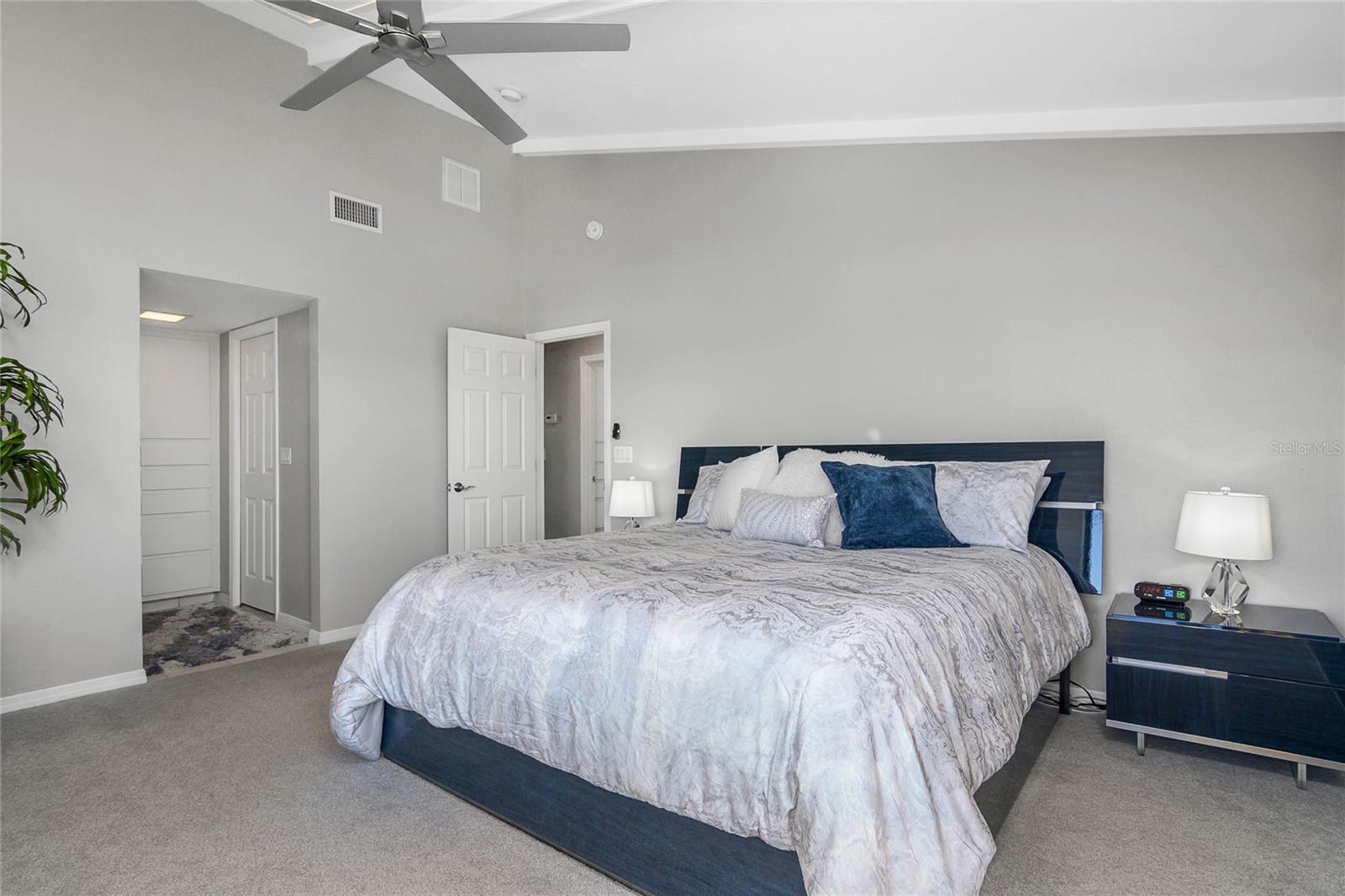 1903 SE 40TH TER #104, CAPE CORAL, FL, 33904