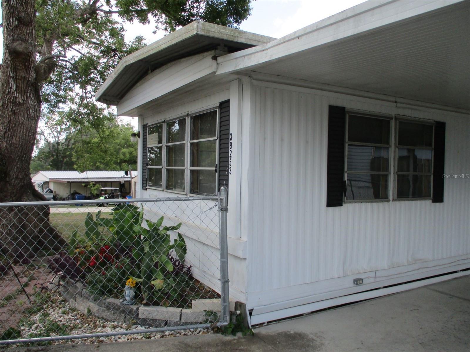 39253 LONGVIEW AVE, ZEPHYRHILLS, FL, 33542