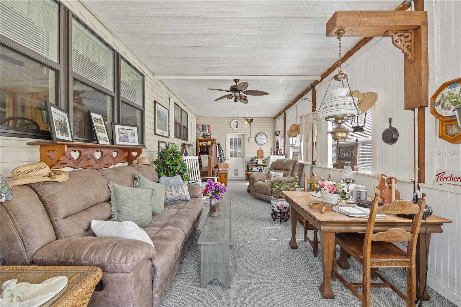 965 CR 461, LAKE PANASOFFKEE, FL, 33538